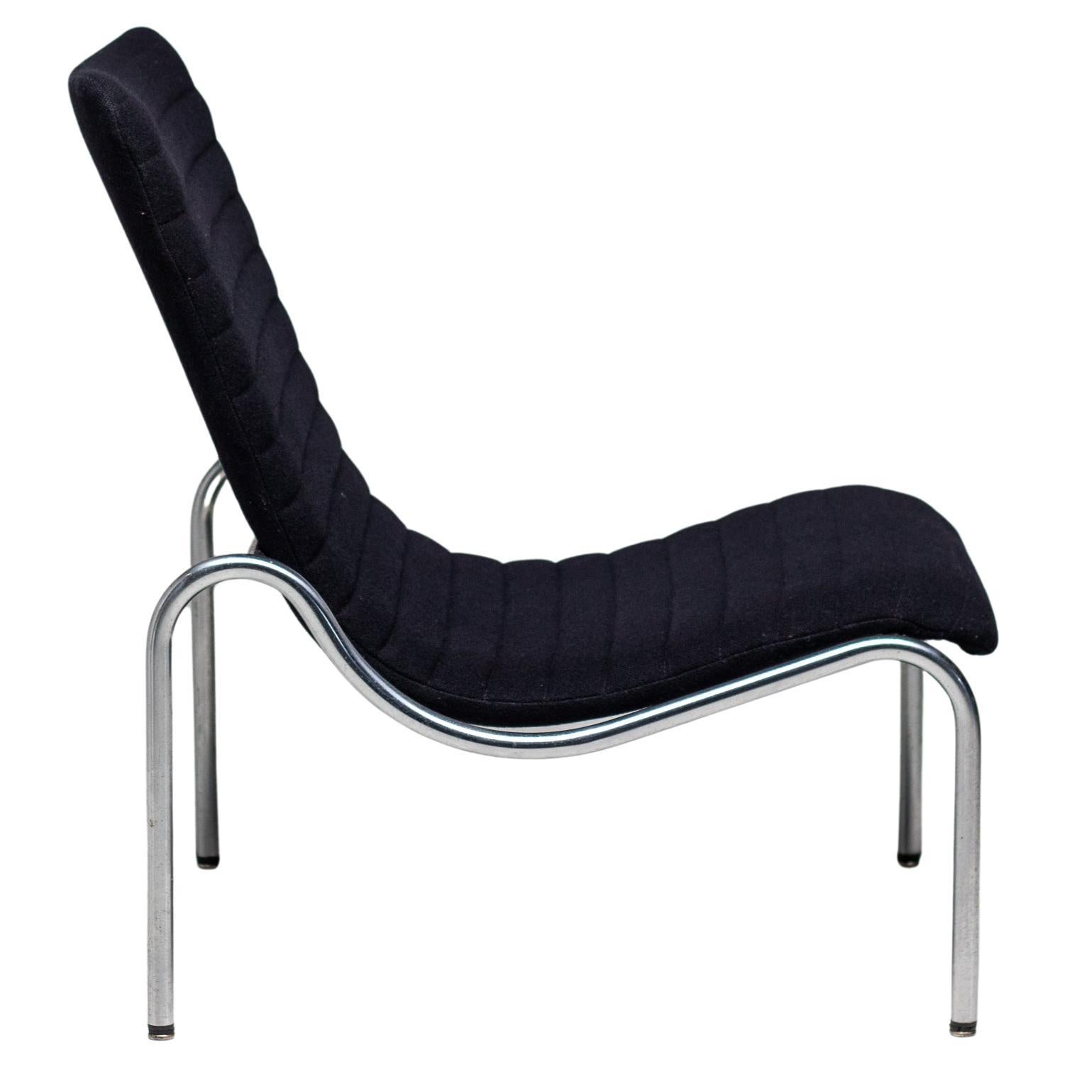Three Mid Century Modern Kho Liang Ie Model 704 High Back Lounge Chairs en venta