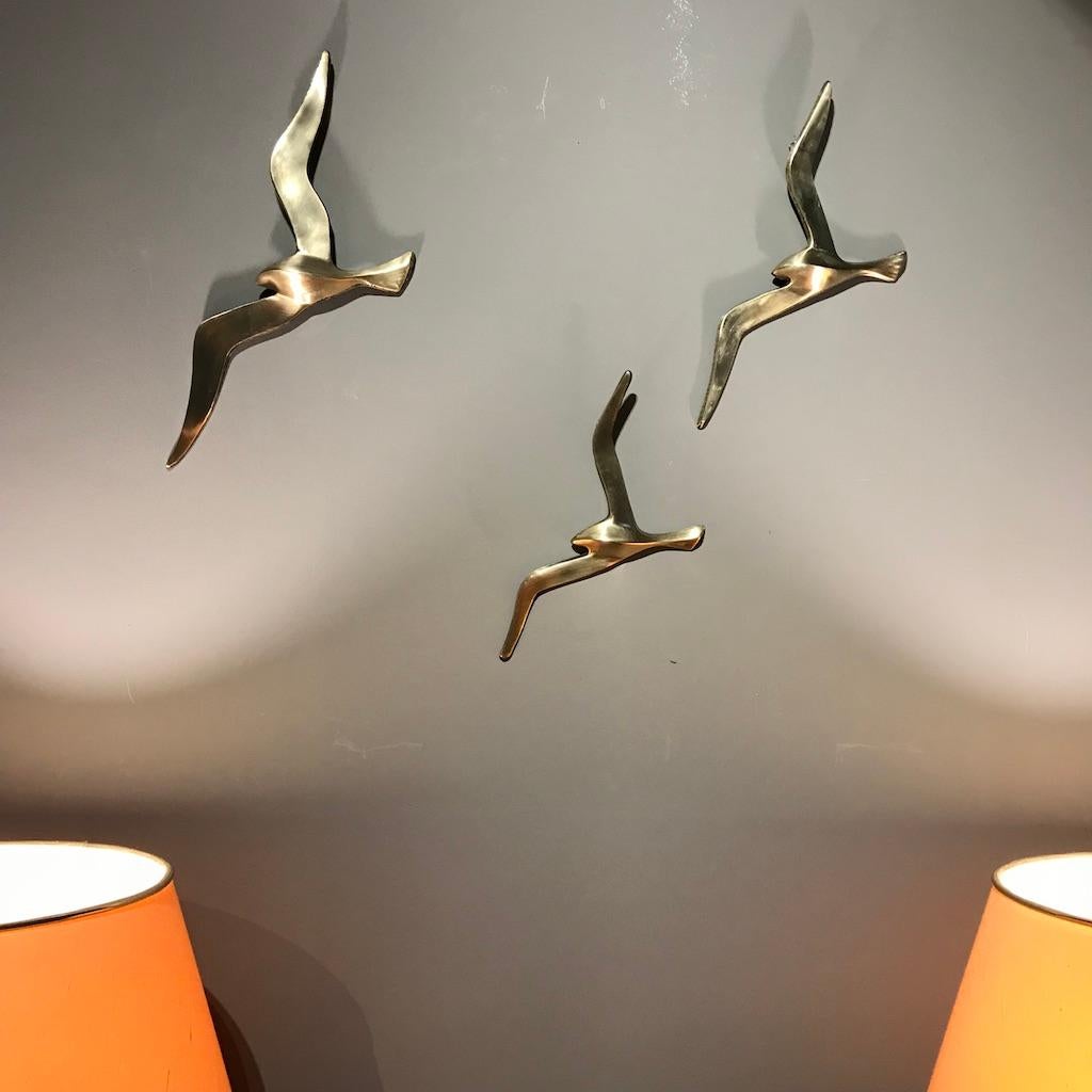 Three Midcentury Brass Bird Wall Sculptures, Seagull, 1950s, Austria In Good Condition In Biebergemund, Hessen