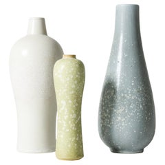 Trois vases modernistes en grès de Gunnar Nylund pour Rörstrand, Suède, années 1940