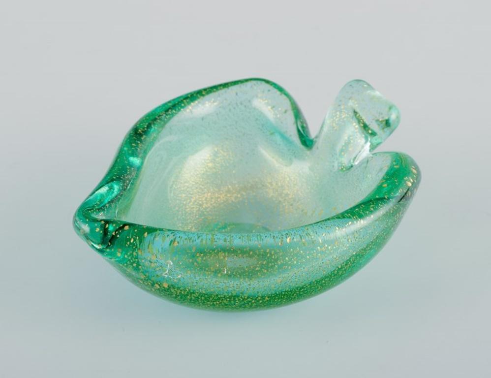 Fin du 20e siècle Trois bols en verre d'art de Murano Ca 1970 en vente