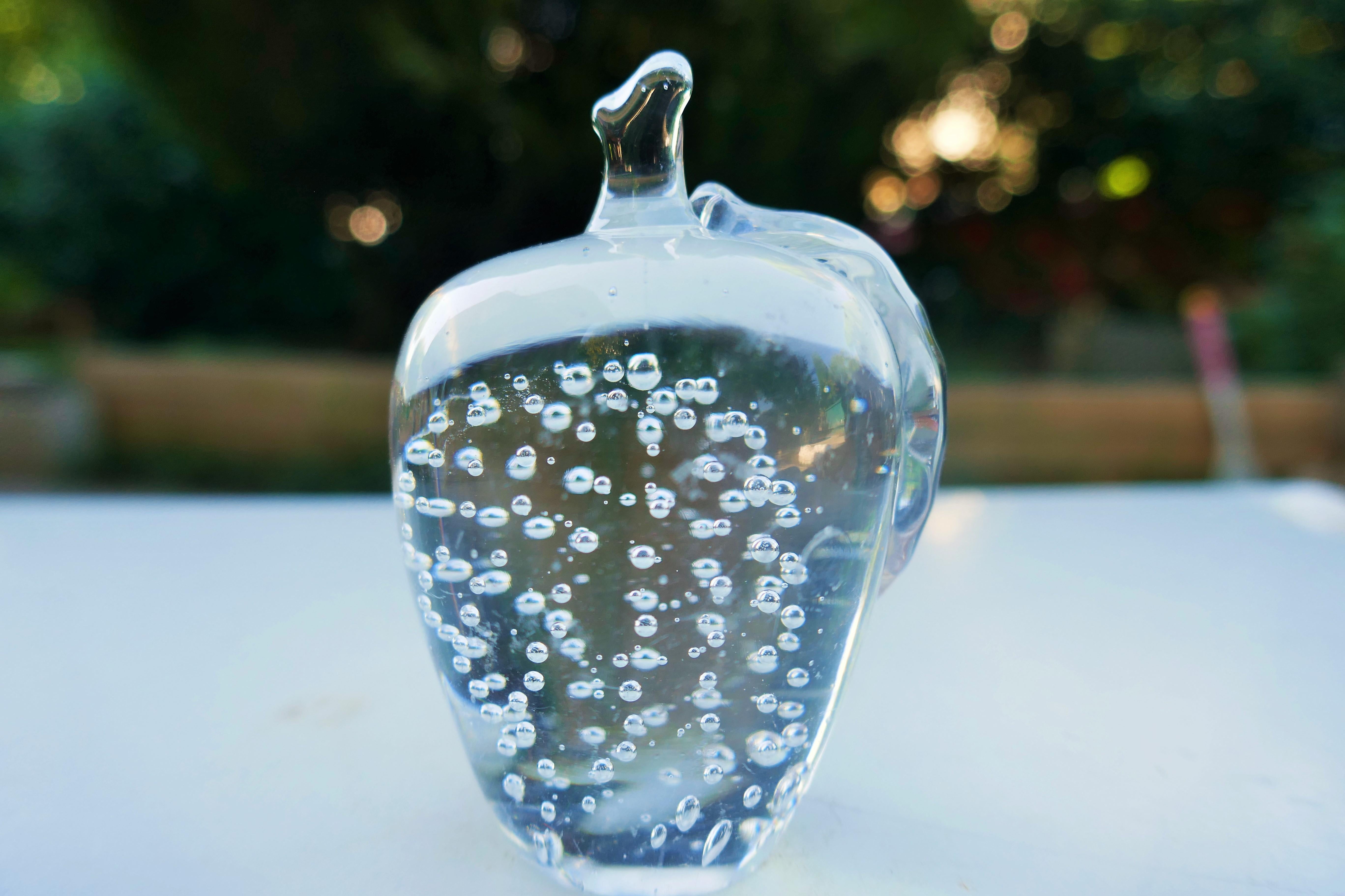 Drei Früchte aus Muranoglas, möglicherweise von Seguso oder Barovier hergestellt (Italian) im Angebot