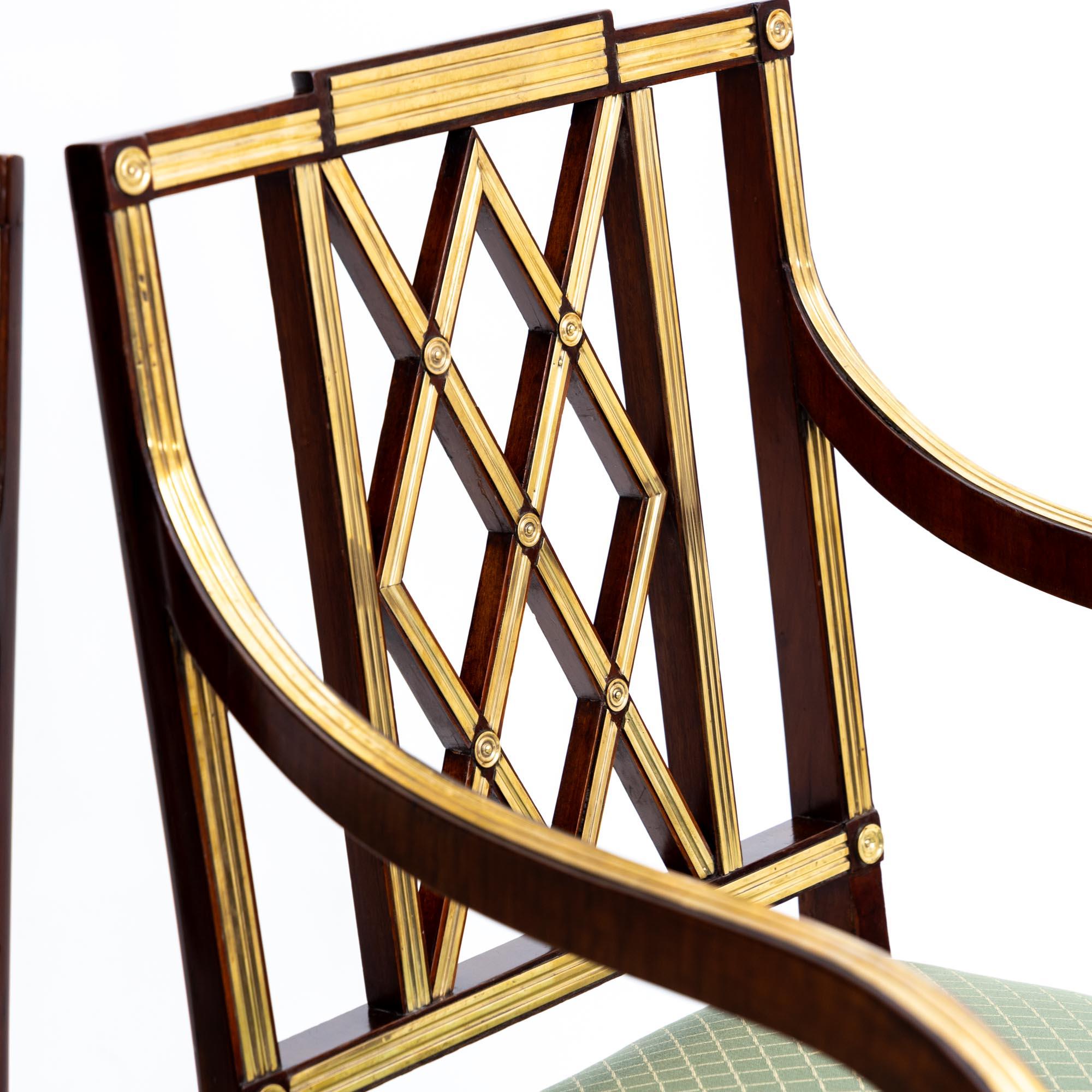Drei neoklassizistische Sessel, Baltische Staaten, spätes 18. Jahrhundert im Zustand „Hervorragend“ im Angebot in Greding, DE