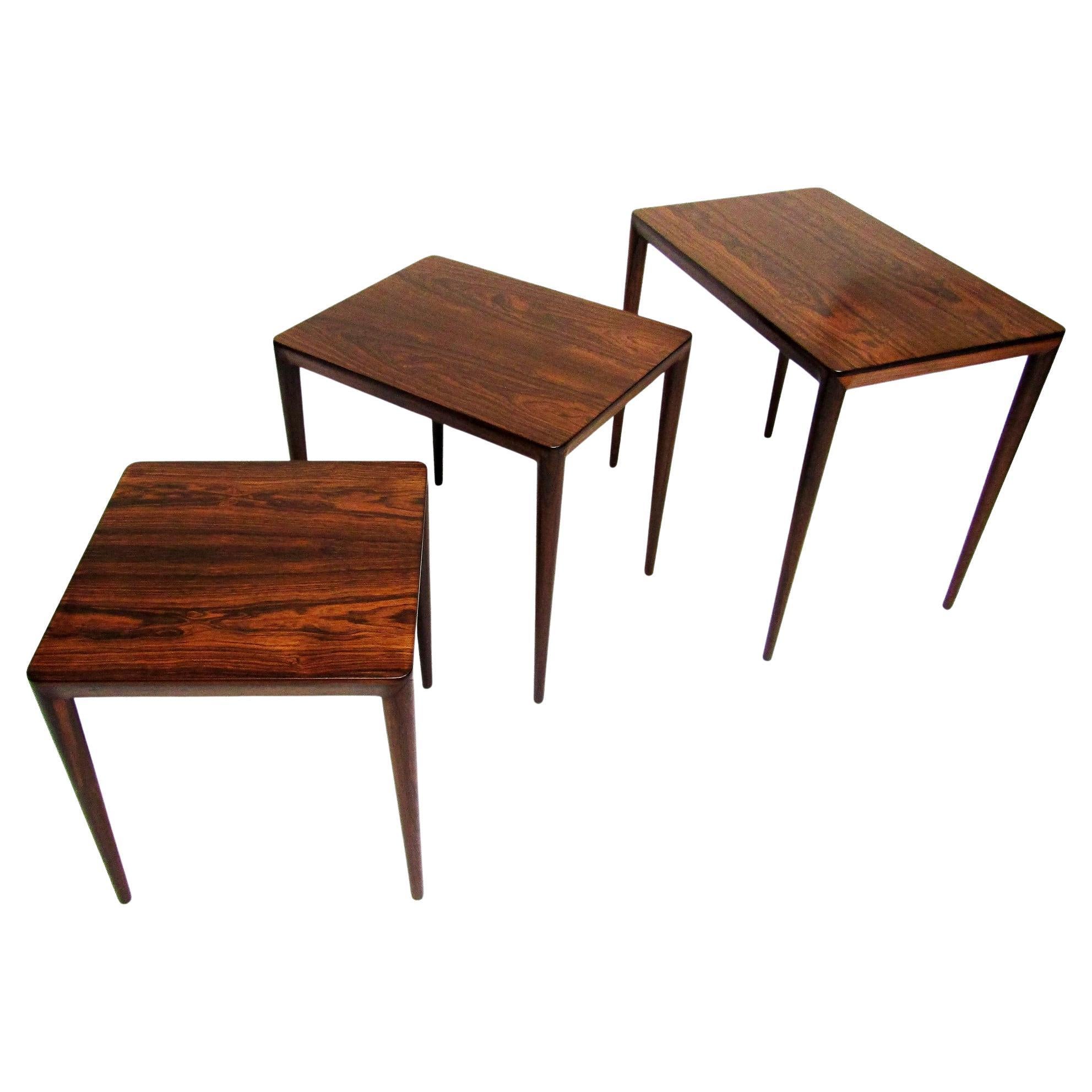 Haslev Mobelsnedkeri Tavolini ad incastro e sovrapponibili