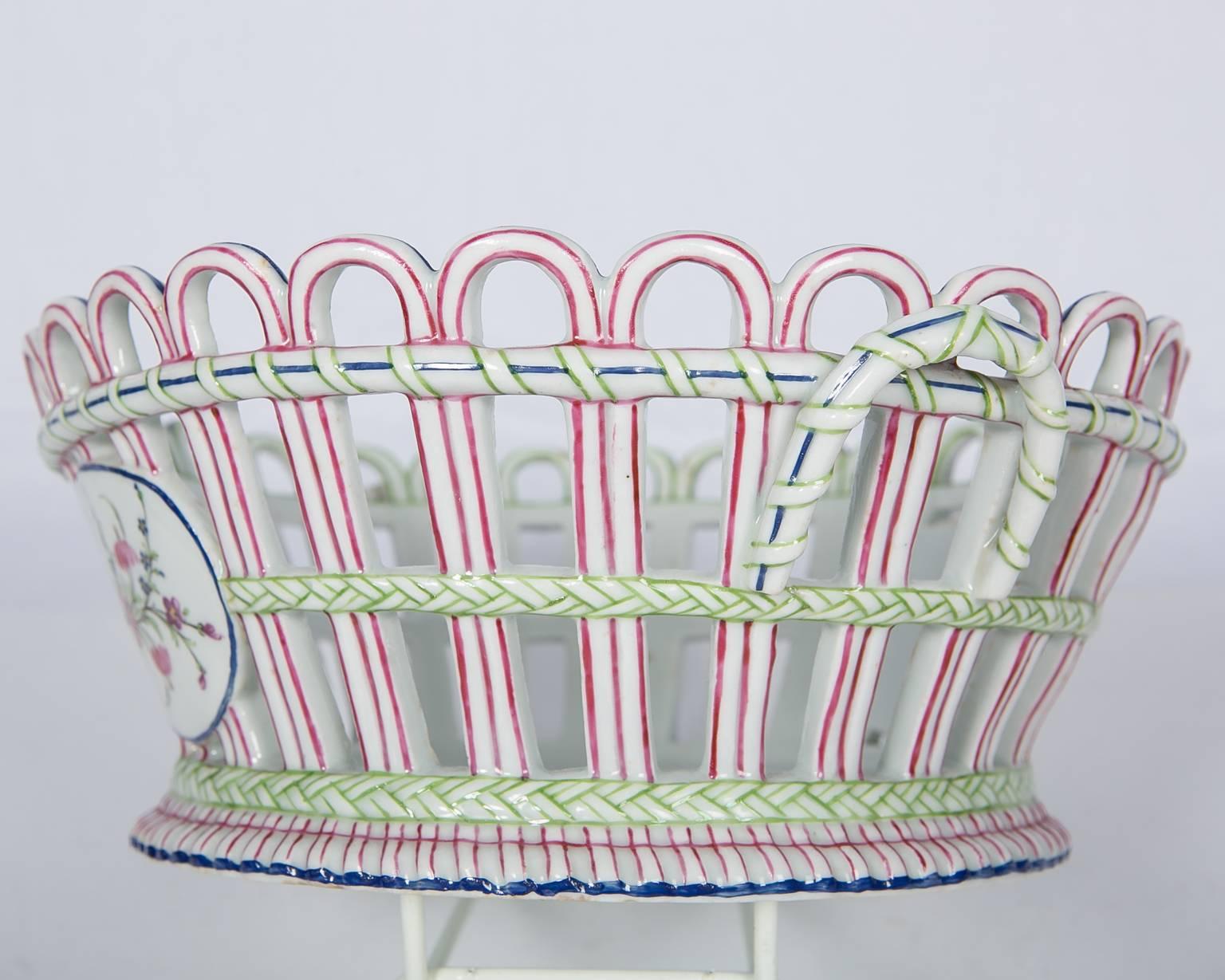 Rococo Three Antique Porcelain Pink and Green Niderviller Open-Work Baskets Circa 1800