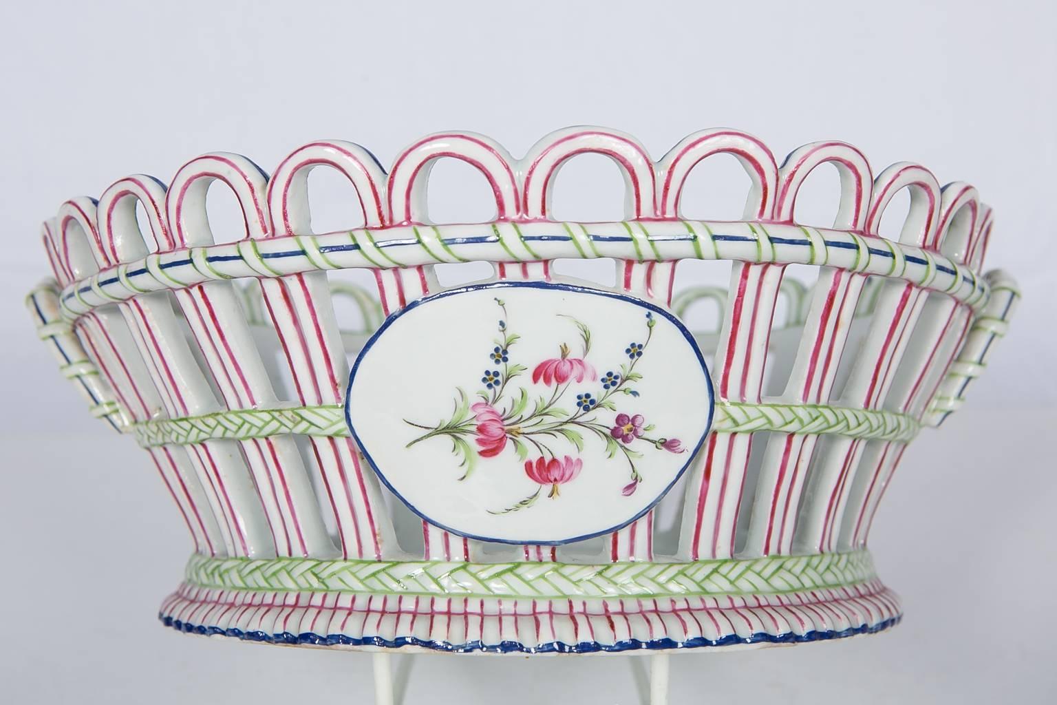 French Three Antique Porcelain Pink and Green Niderviller Open-Work Baskets Circa 1800