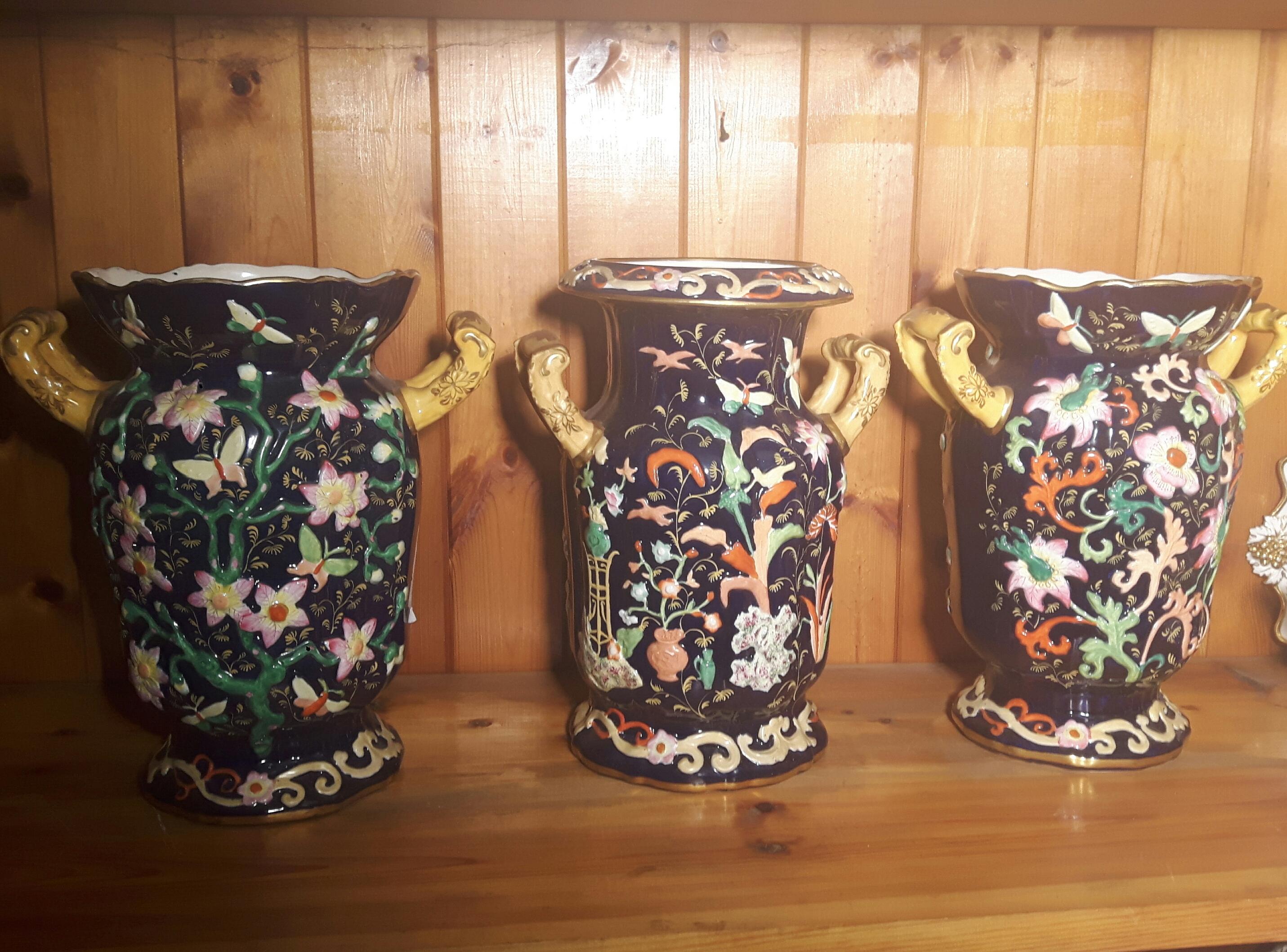 19th Century Three Oriental Style English Vases For Sale