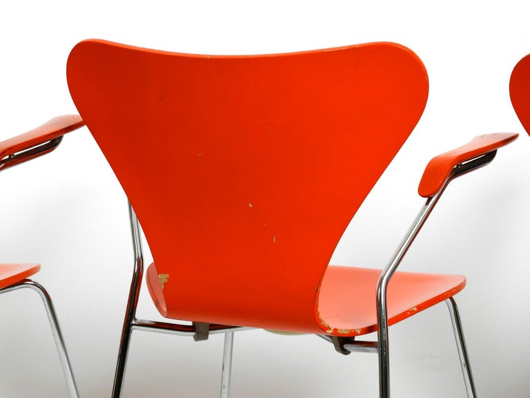 Three Original Arne Jacobsen Armchairs in Orange Mod. 3207 of 1982 For Sale at 1stDibs