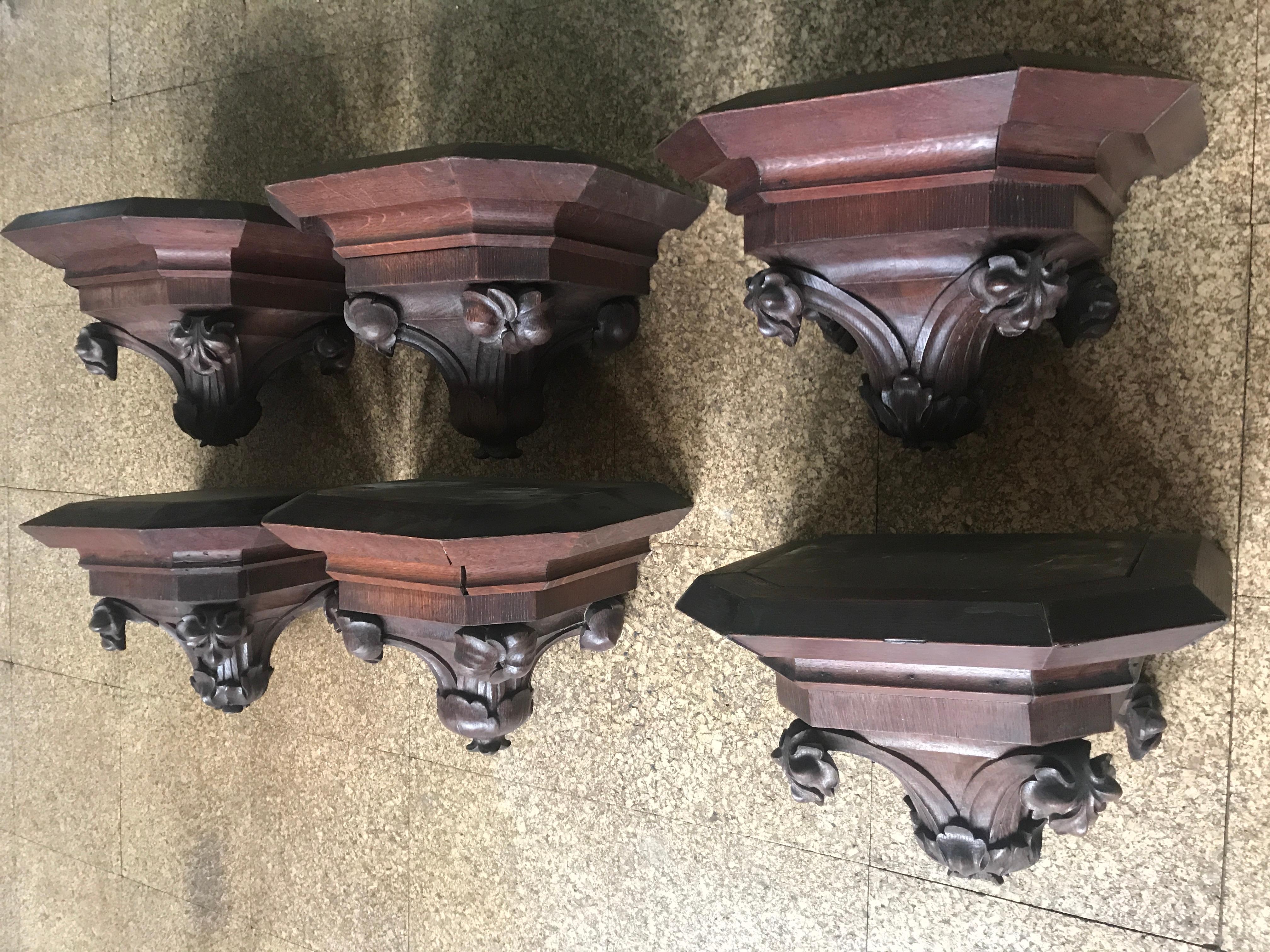 There are 2 identical pairs and one (center pair) slightly different. Sold per pair so please specify which pair you are purchasing (left, center or right)
Hand carved oak circa 1850 Flemish (Belgian)
Great to use as bedside tables (mounted to the