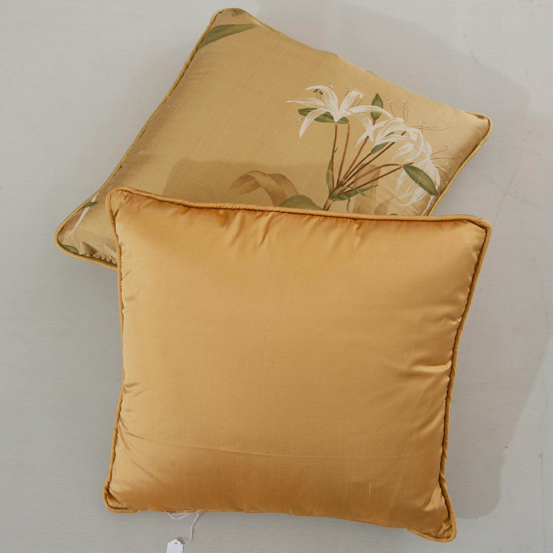 Aesthetic Movement Two Pairs of Italian Silk Pillows For Sale