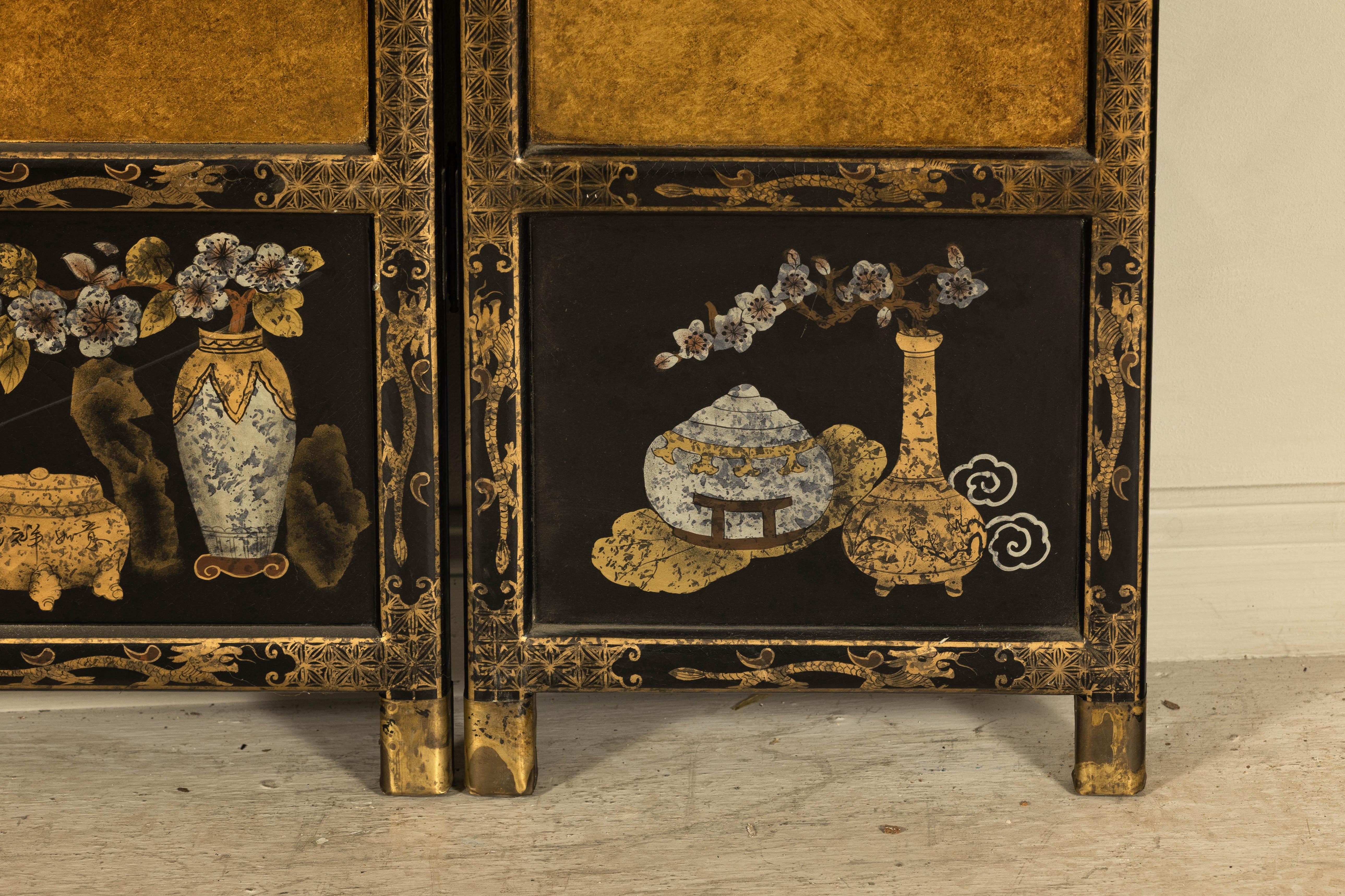 Three-Panel Black Lacquered and Gold Screen with Flowers and Calligraphy For Sale 5