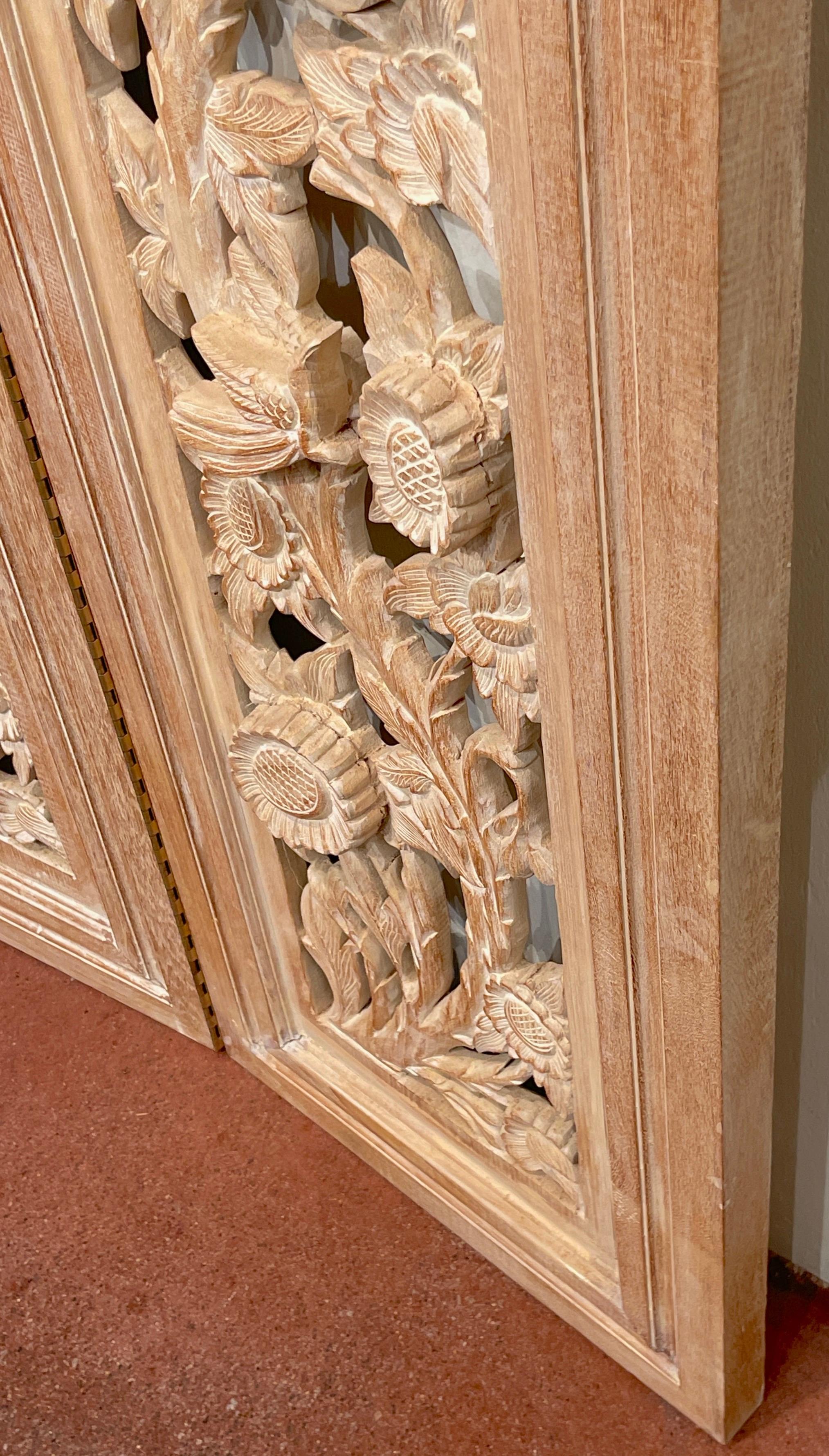 Three-Panel Carved Bleached Hardwood Bird Floral Screen, Style of James Mont  For Sale 5