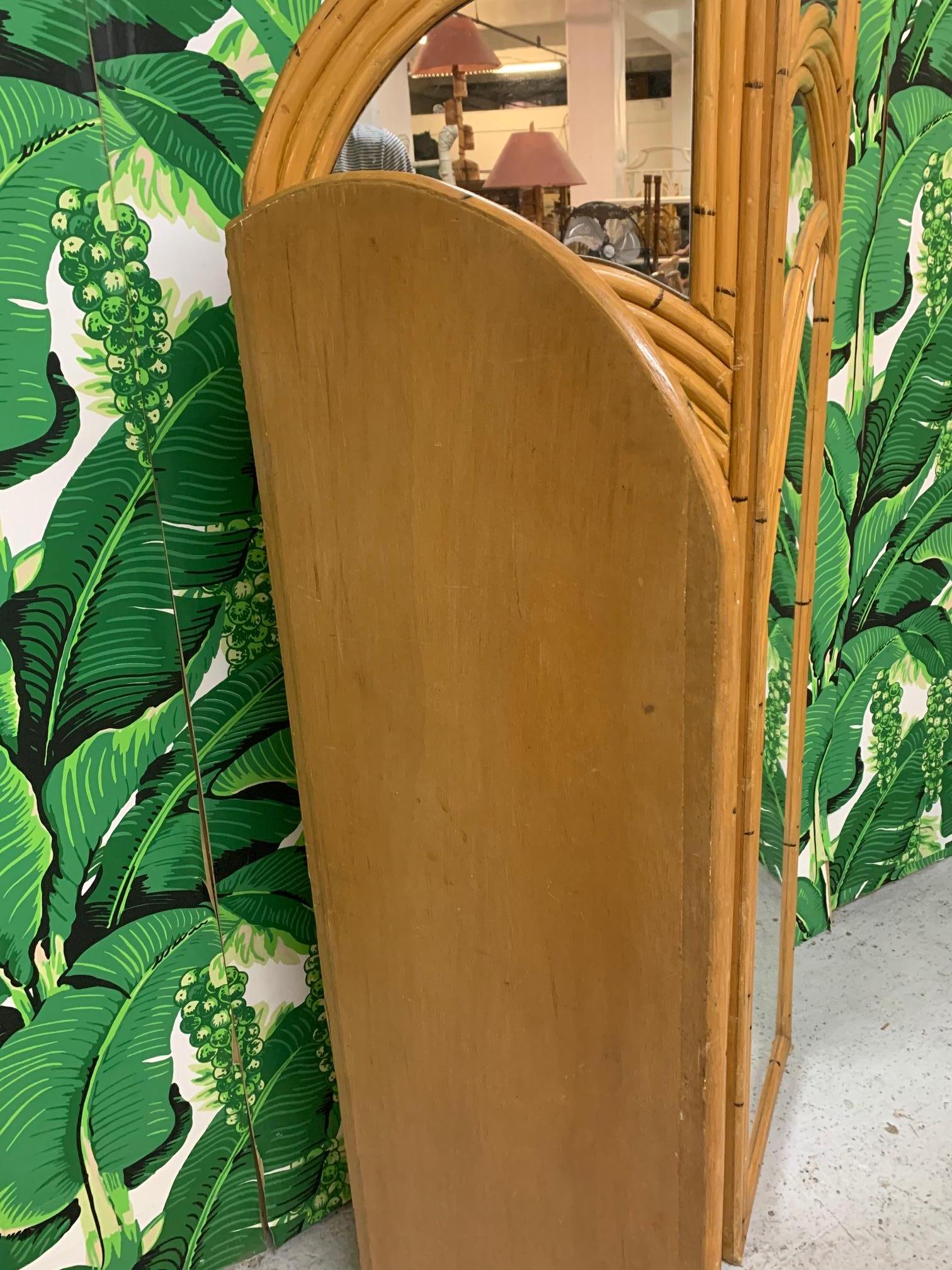 Three-Panel Split Reed Rattan Mirrored Folding Screen For Sale 2