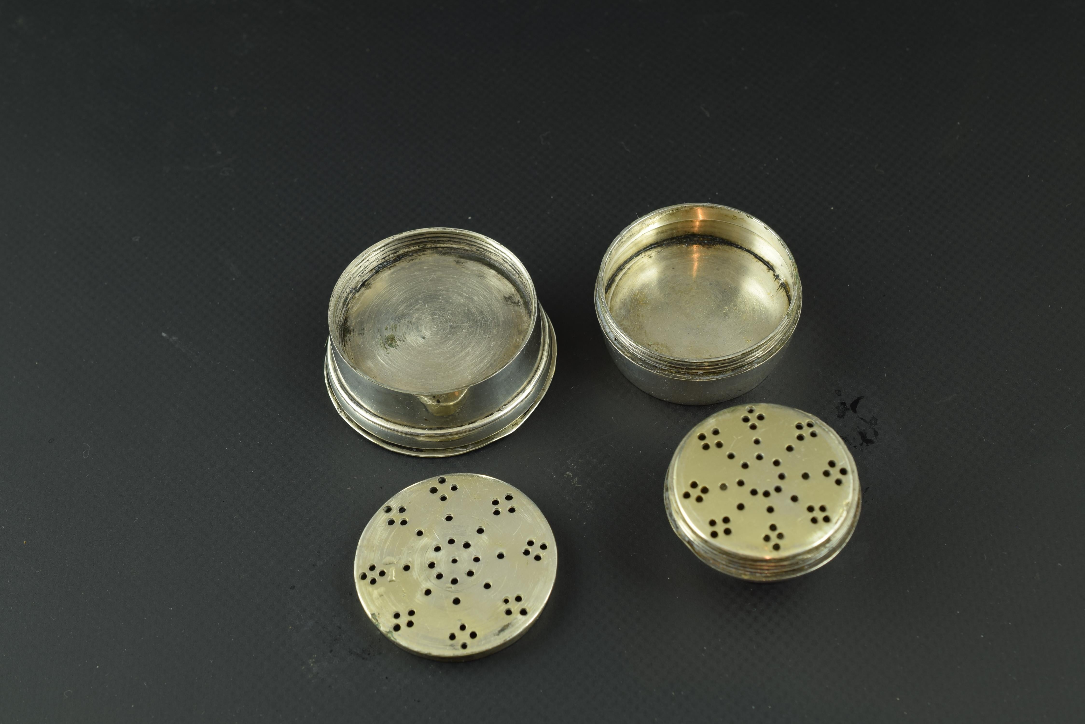 Three-Part Silver Salt Shaker or Cellar, 19th Century For Sale 1