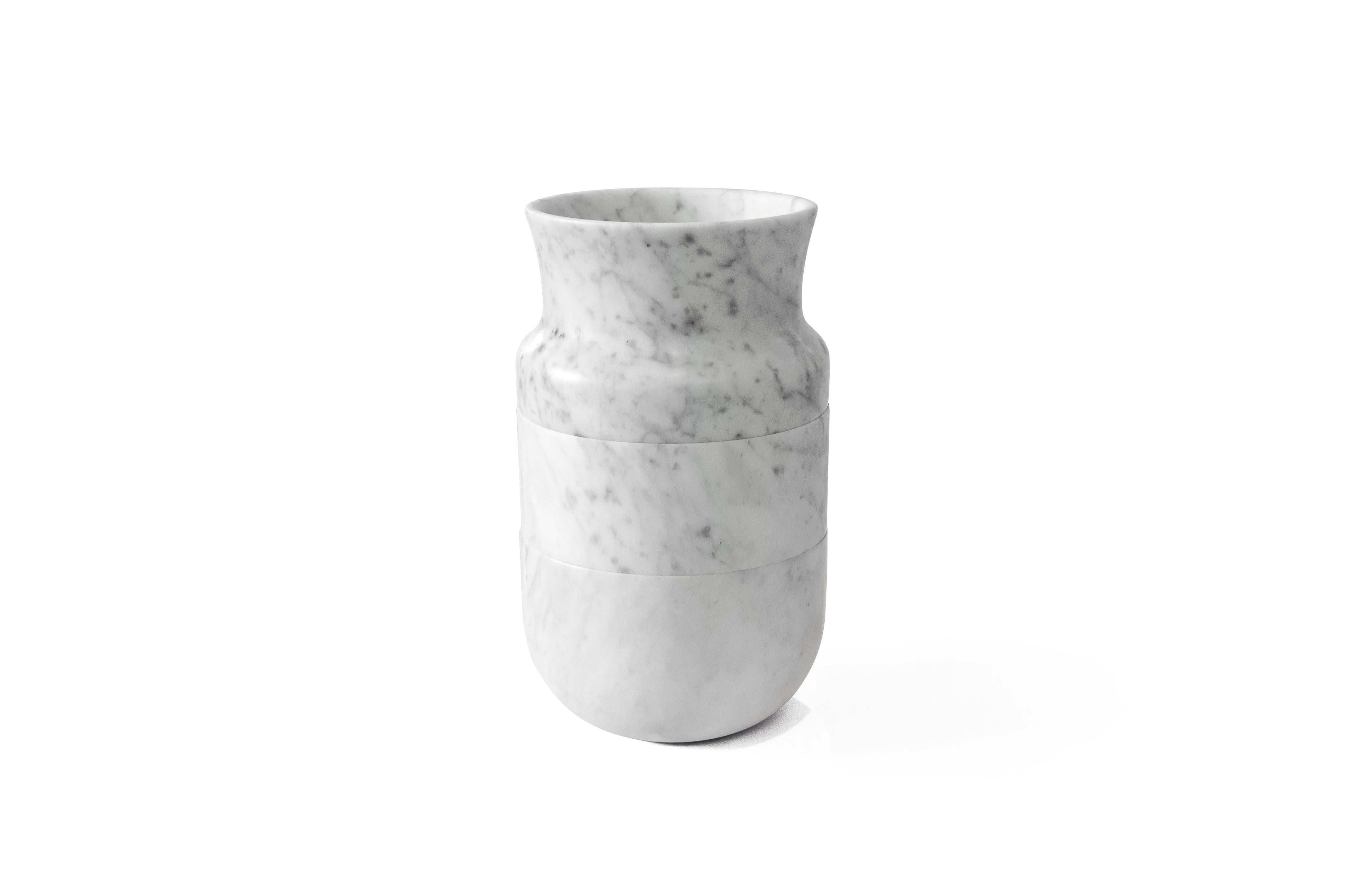 Hand-Crafted Handmade Three Parts Vase in White Carrara and/or Black Marquina Marble For Sale