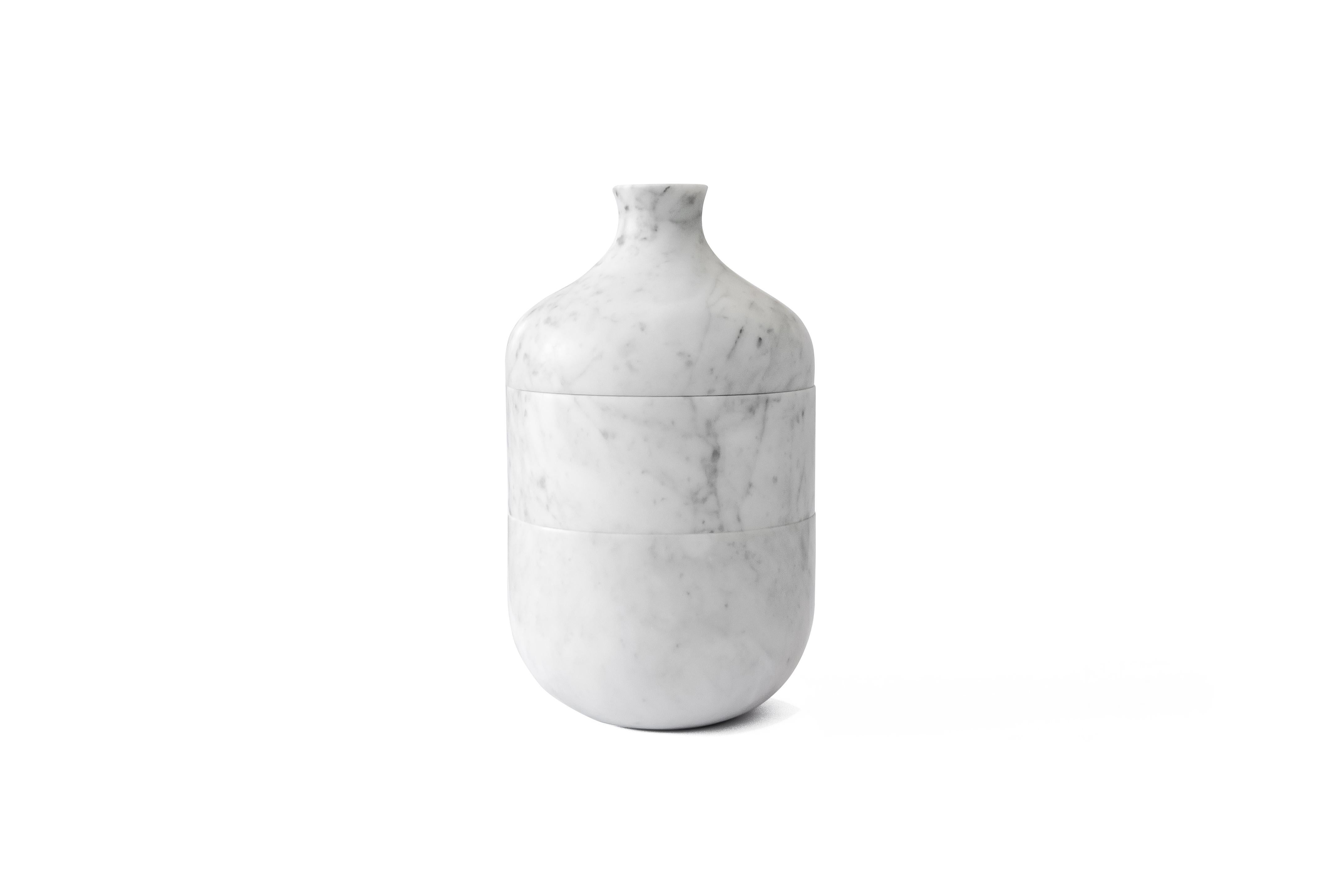Handmade Three Parts Vase in White Carrara and/or Black Marquina Marble For Sale 2
