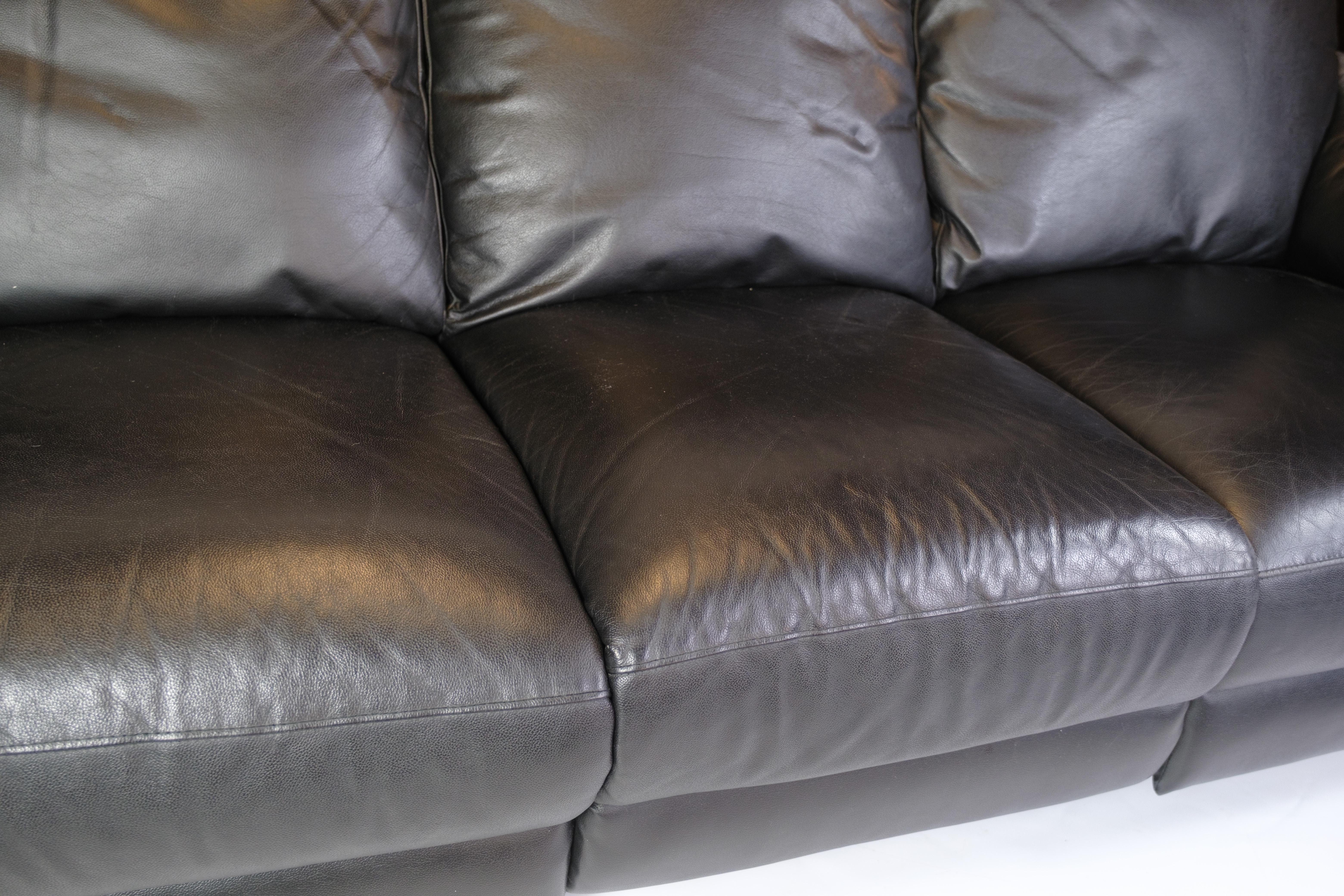 Three Person Sofa With Adjustable Seat In Genuine Leather in vendita 1