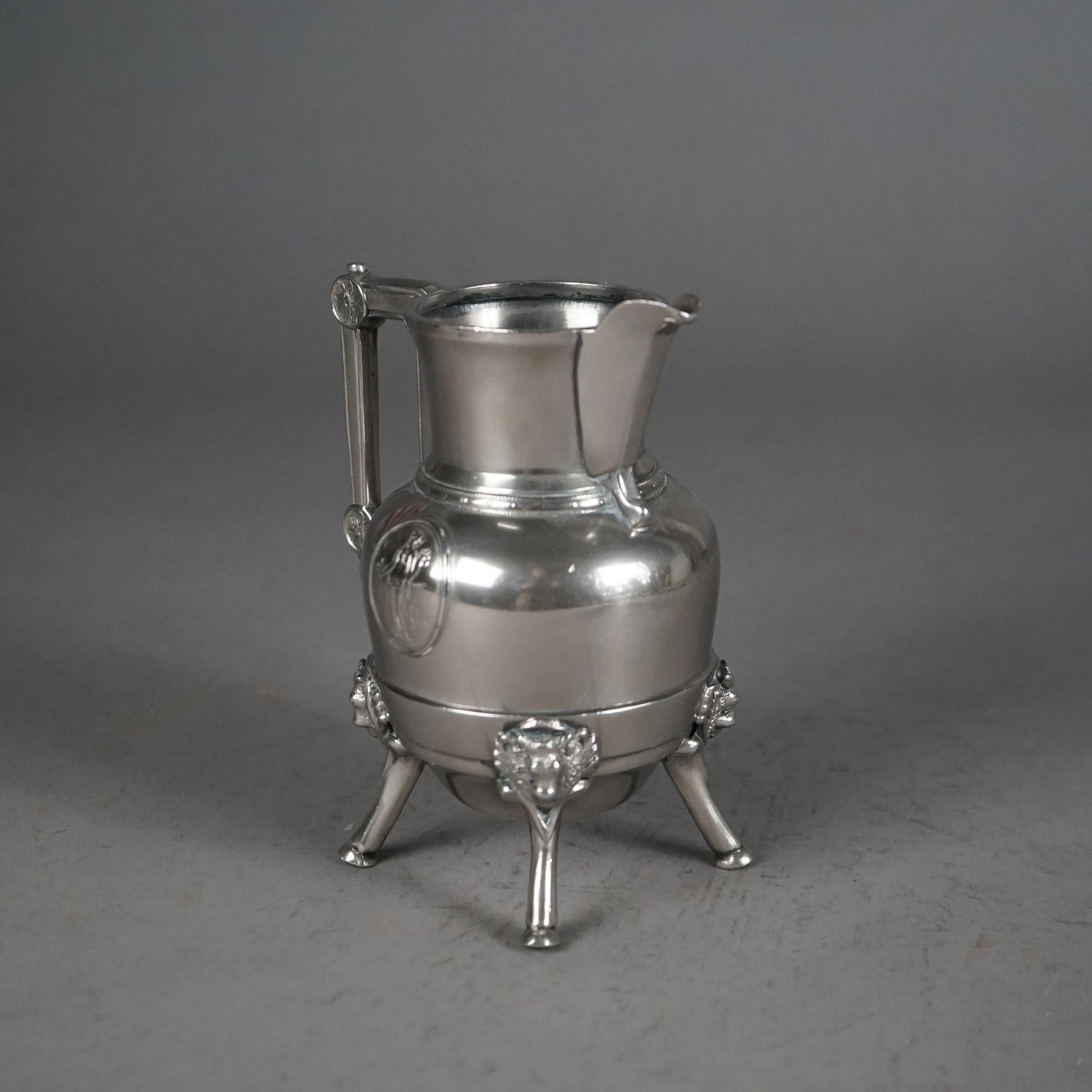 Set da tè antico in argento placcato con tre pezzi C1890 In condizioni buone in vendita a Big Flats, NY