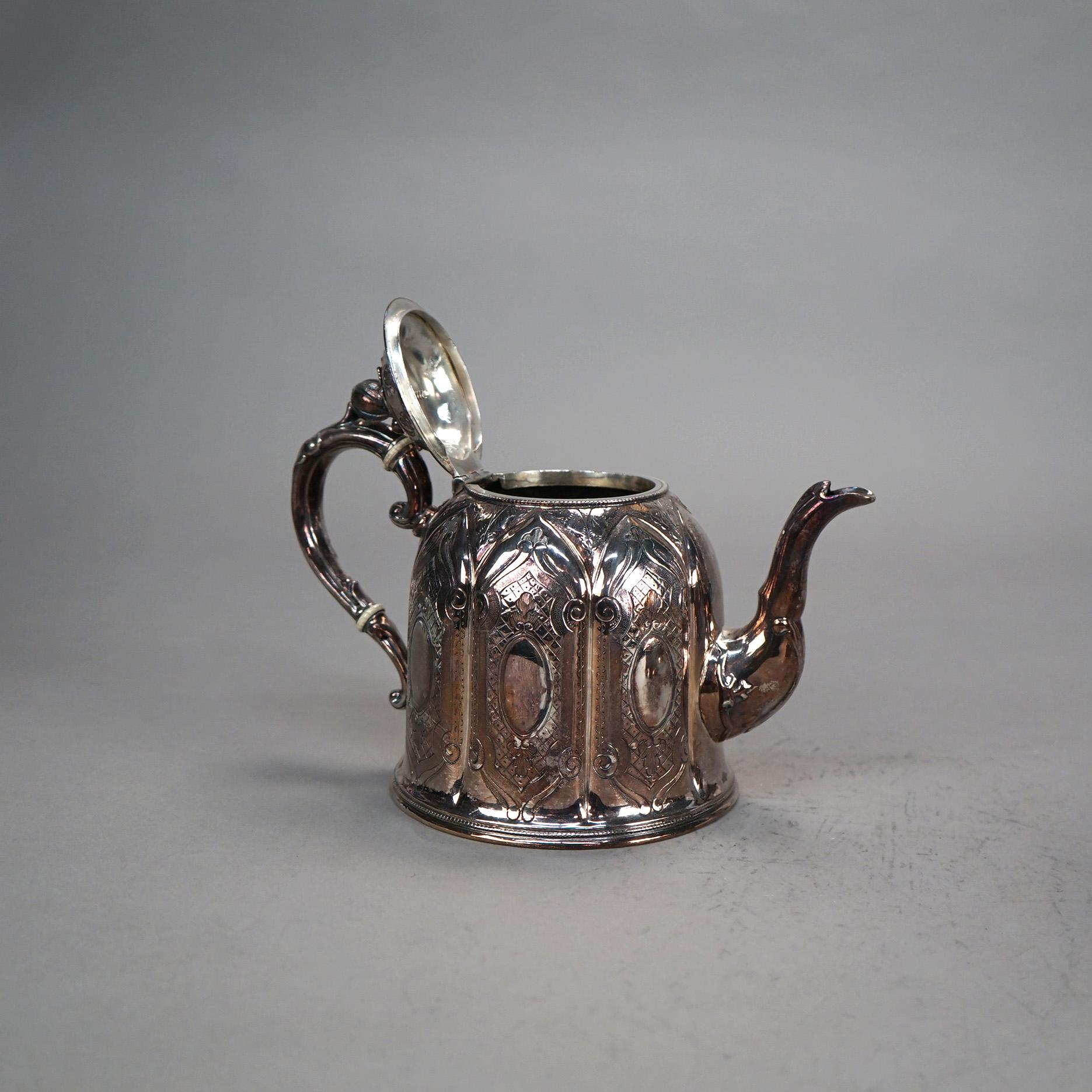 Juego de té antiguo de tres piezas bañado en plata C1890 siglo XIX