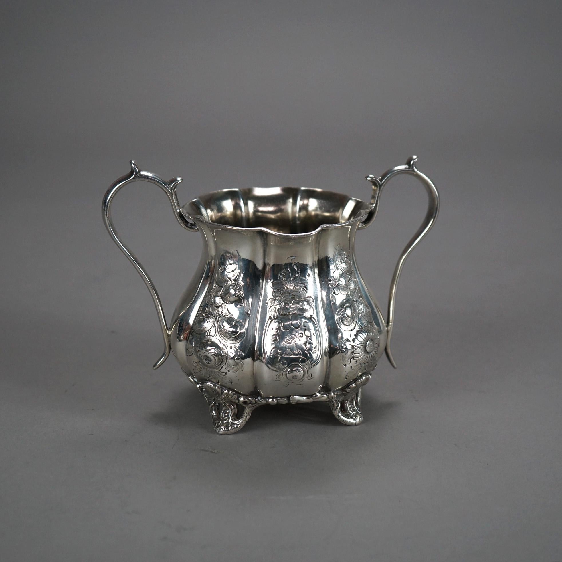 Servizio da tè antico in argento placcato in tre pezzi a forma di melone C1890 In condizioni buone in vendita a Big Flats, NY