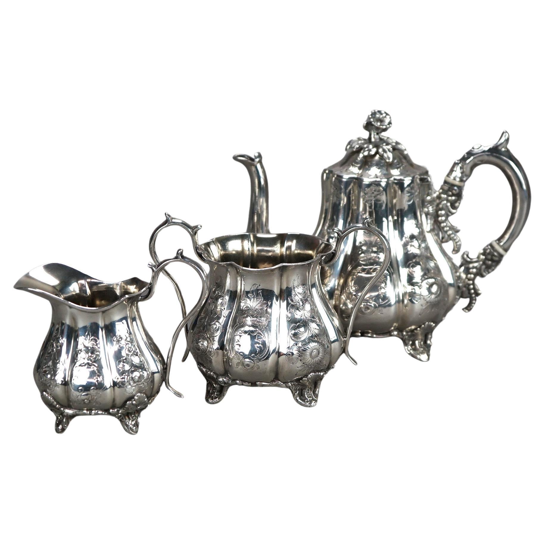 Juego de té antiguo de tres piezas plateado en forma de melón C1890