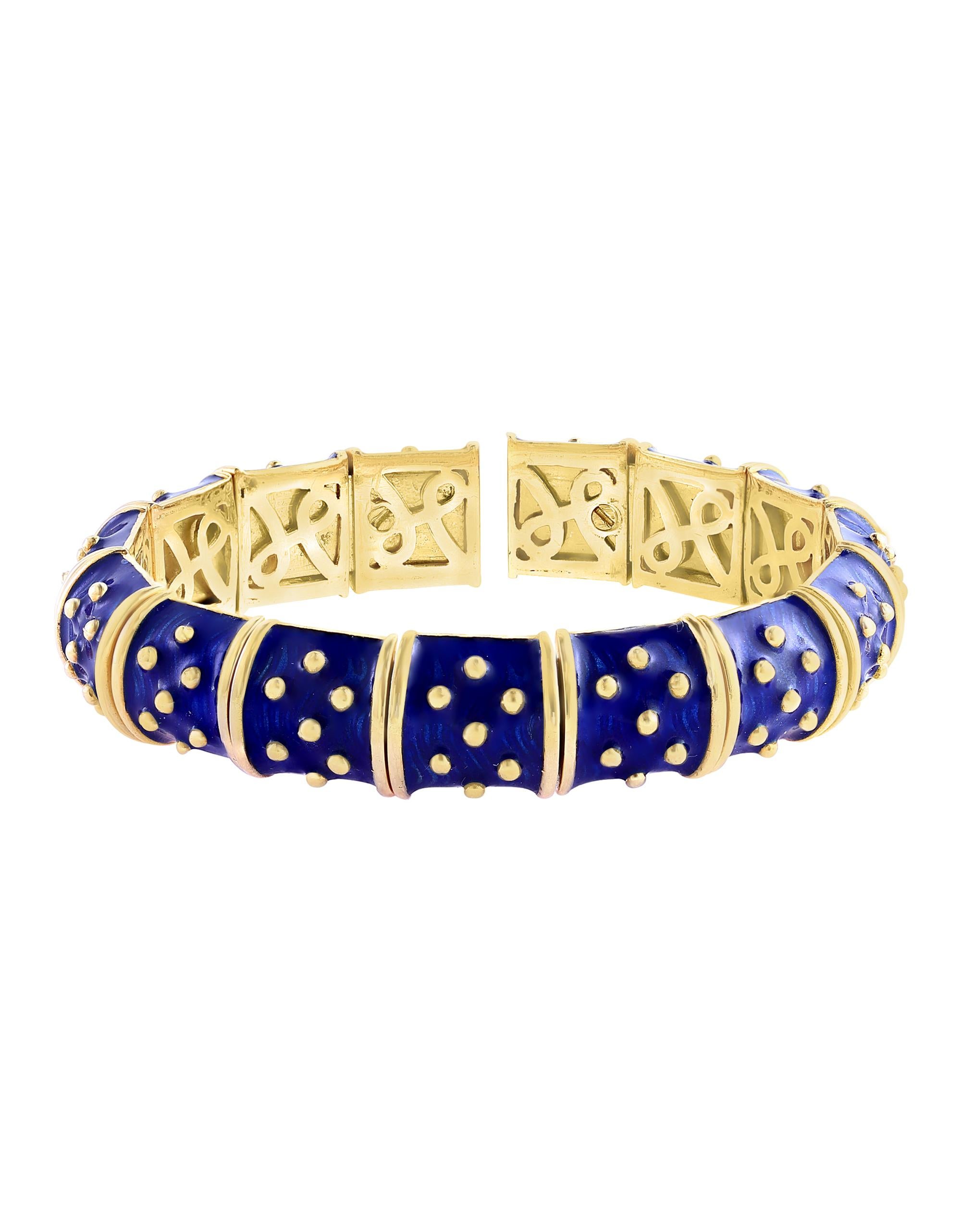 Bracelet jonc / manchette trois pièces en or 18 carats, émail rouge, vert et bleu 286 gm, Hidalgo en vente 3