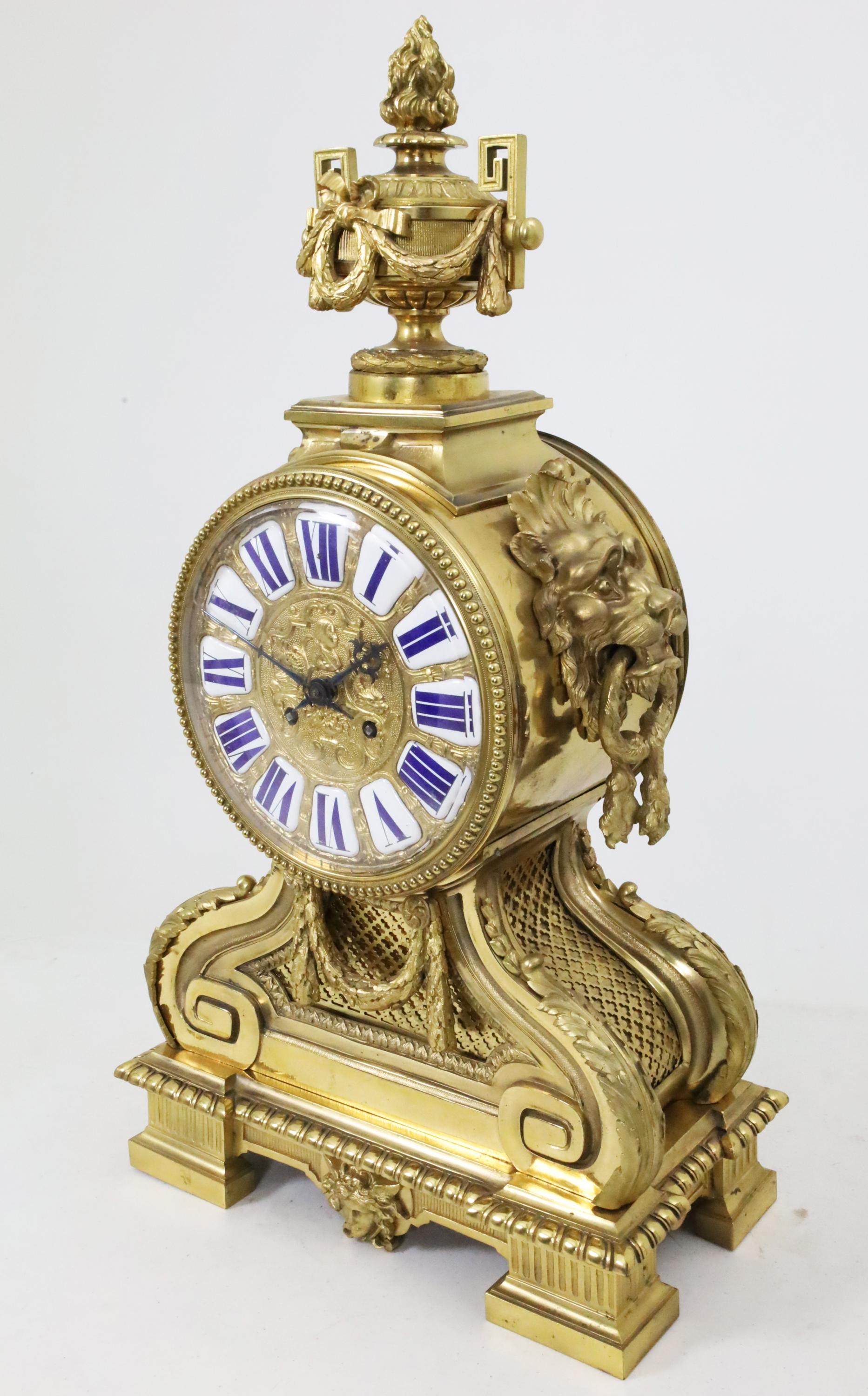 Set di orologi francesi in bronzo dorato in tre pezzi In condizioni buone in vendita a Dallas, TX