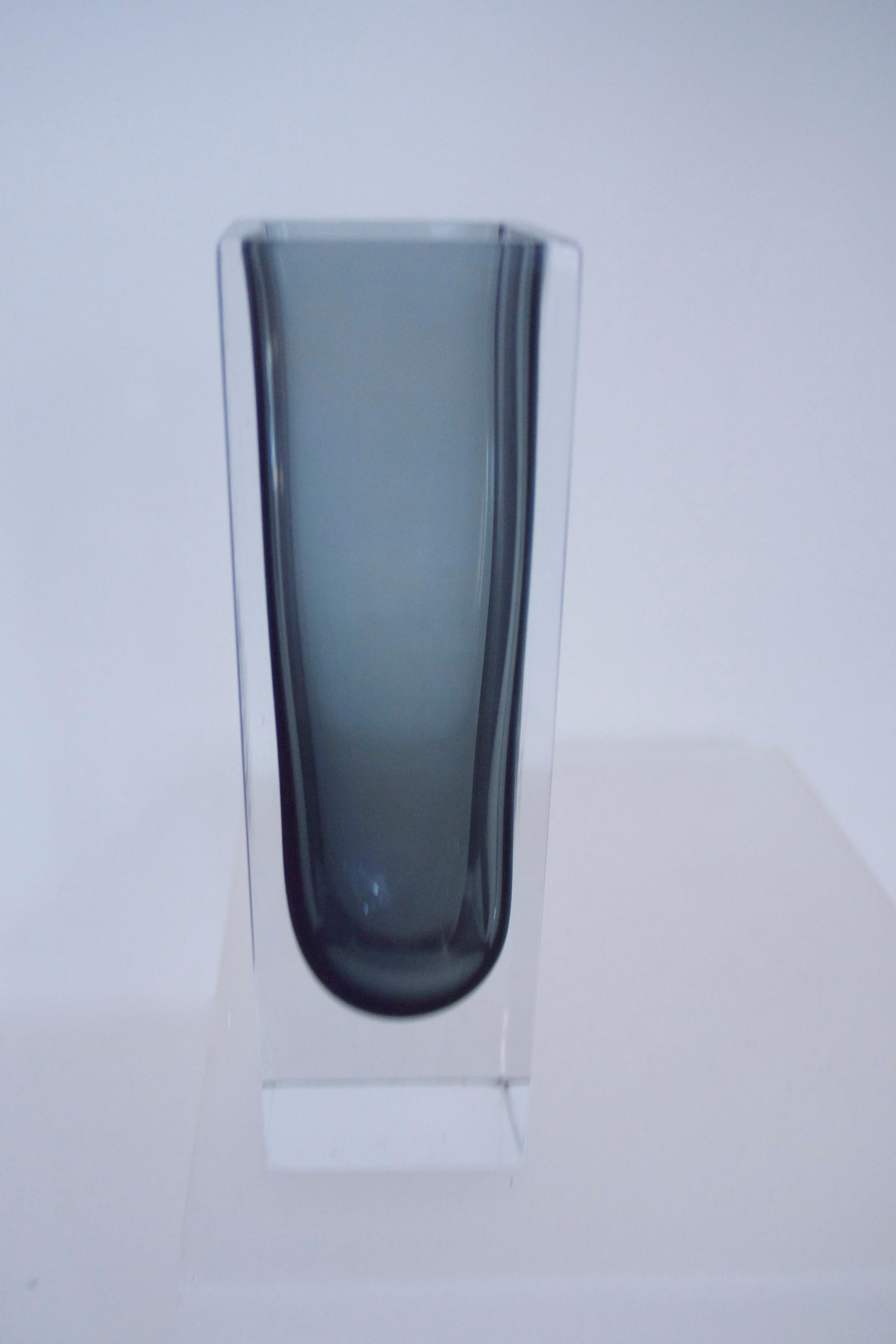 Vintage Collection Smoked Glass from Lindshammer and Kaj Franck for Nuutajarvi For Sale 1