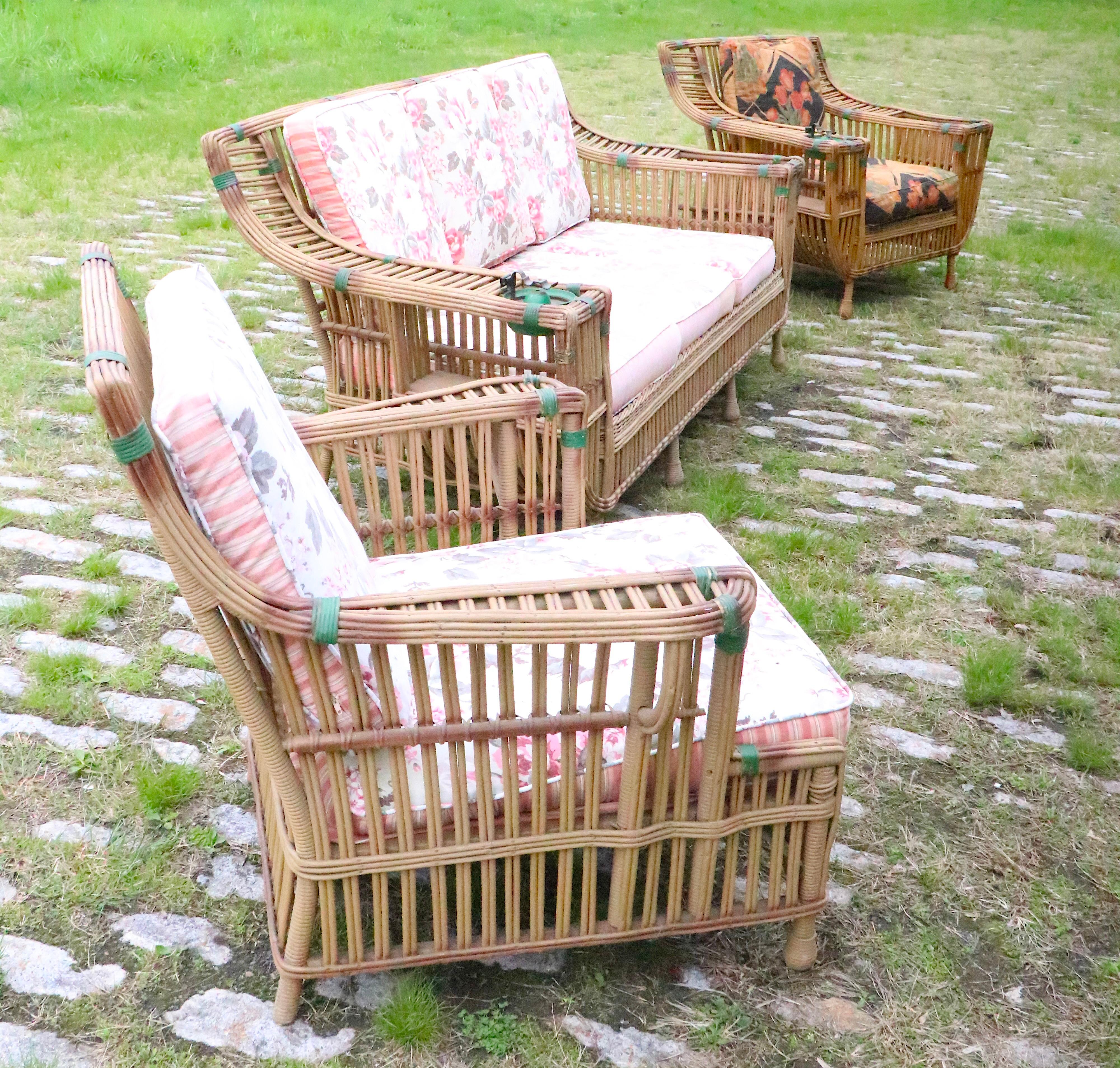 Ensemble de trois pièces de canapés Art Déco en osier fendu et deux chaises longues en vente 12