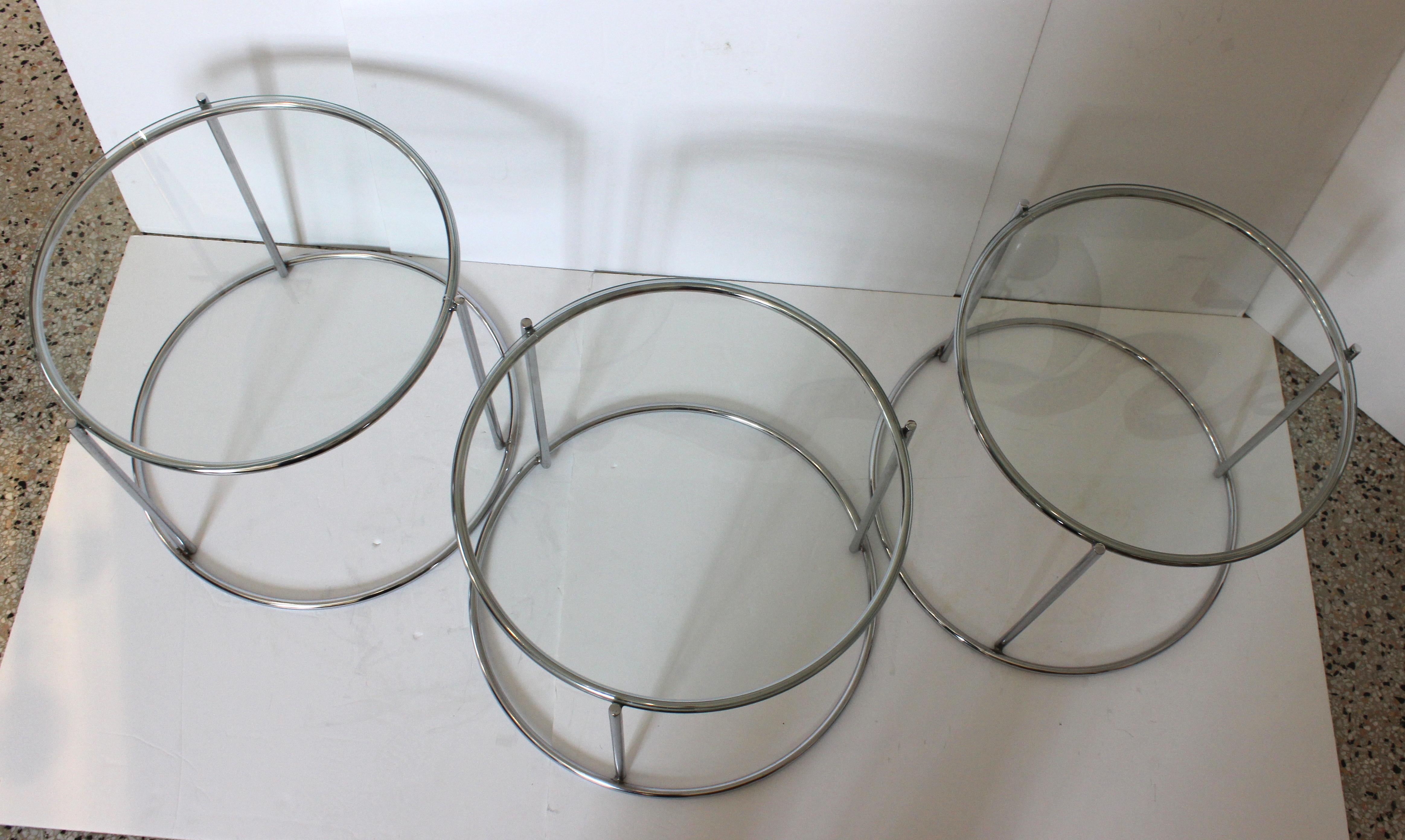 Three Piece Set of Saporiti Nesting Tables 5