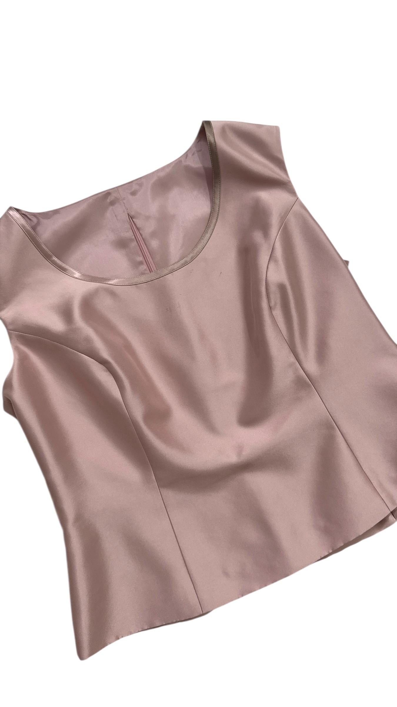 Three-Piece Striped Silk Ensemble in Rose Gold by Elite - We pay for import duty in vendita 5