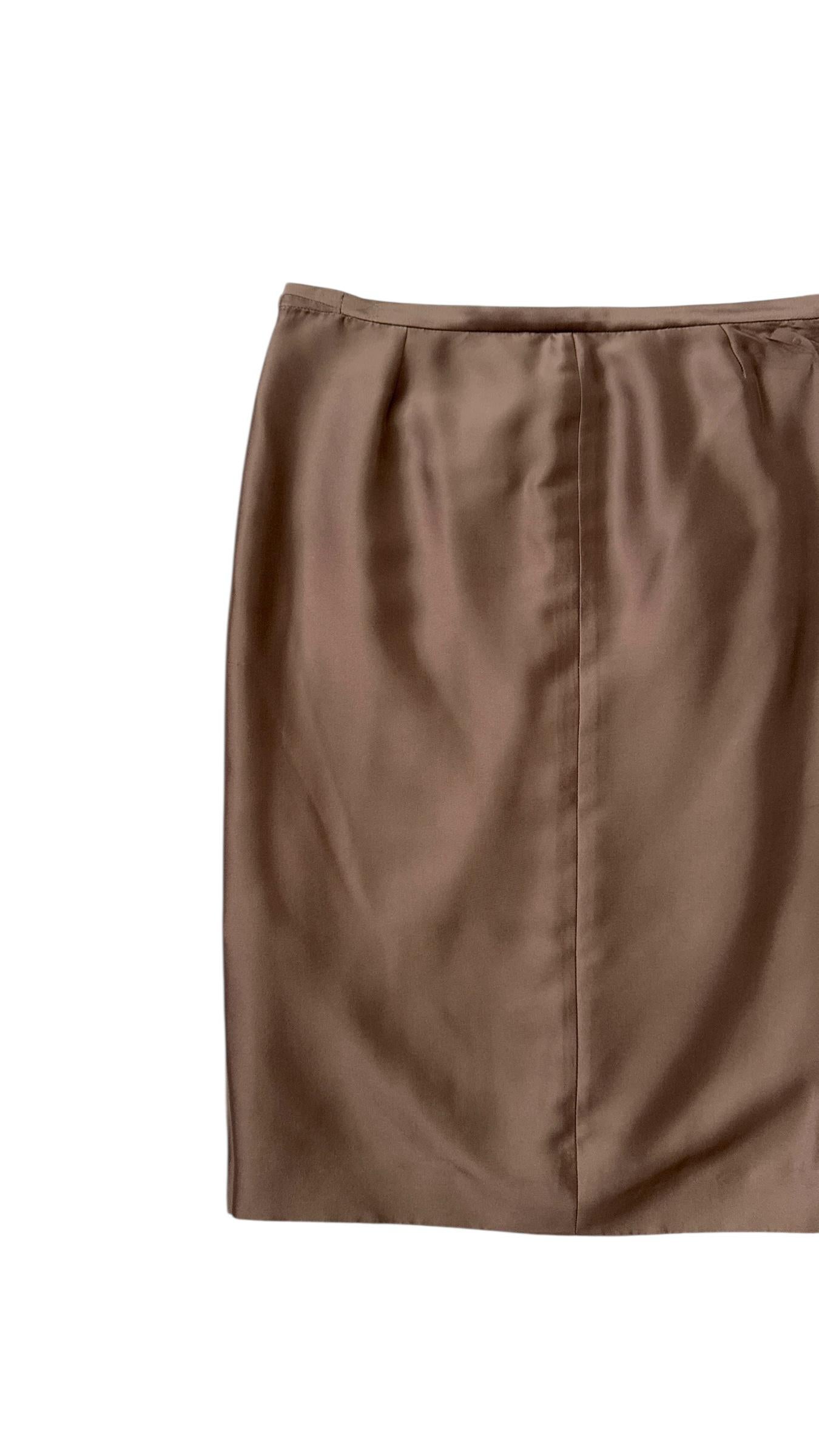 Three-Piece Striped Silk Ensemble in Rose Gold by Elite - We pay for import duty in vendita 10