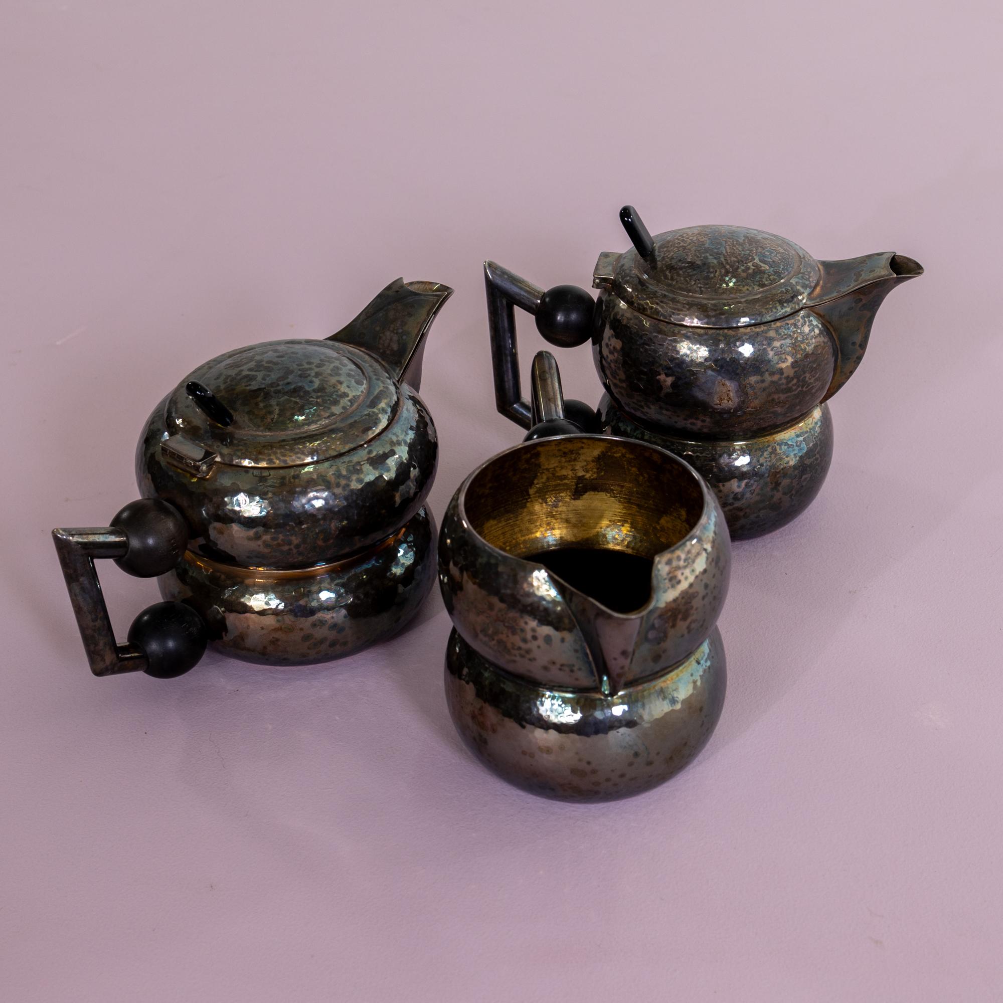 Métal Service à thé de trois pièces, milieu du 20e siècle en vente