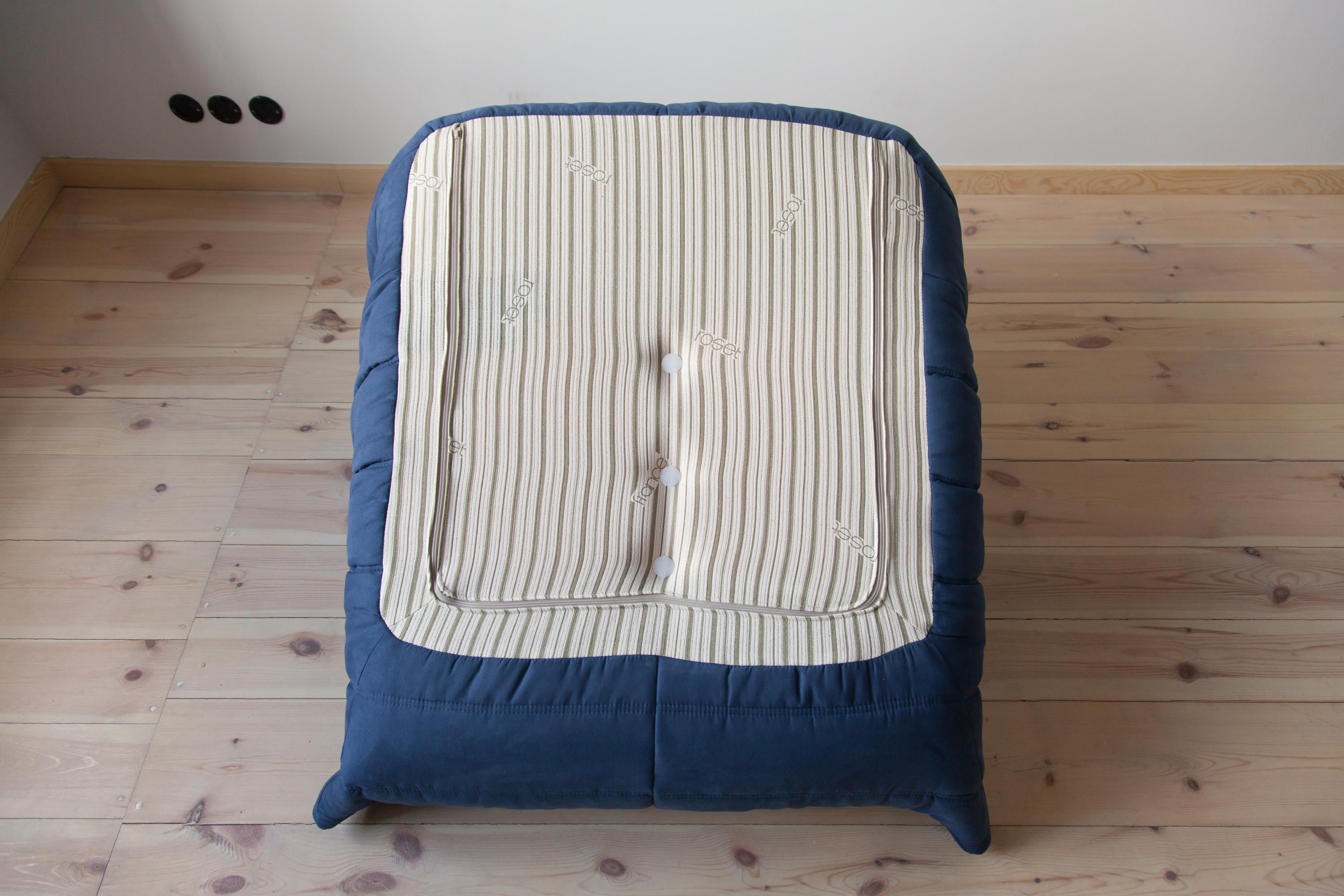 Three-Piece Togo Set, Design by Michel Ducaroy, Manufactured by Ligne Roset For Sale 6