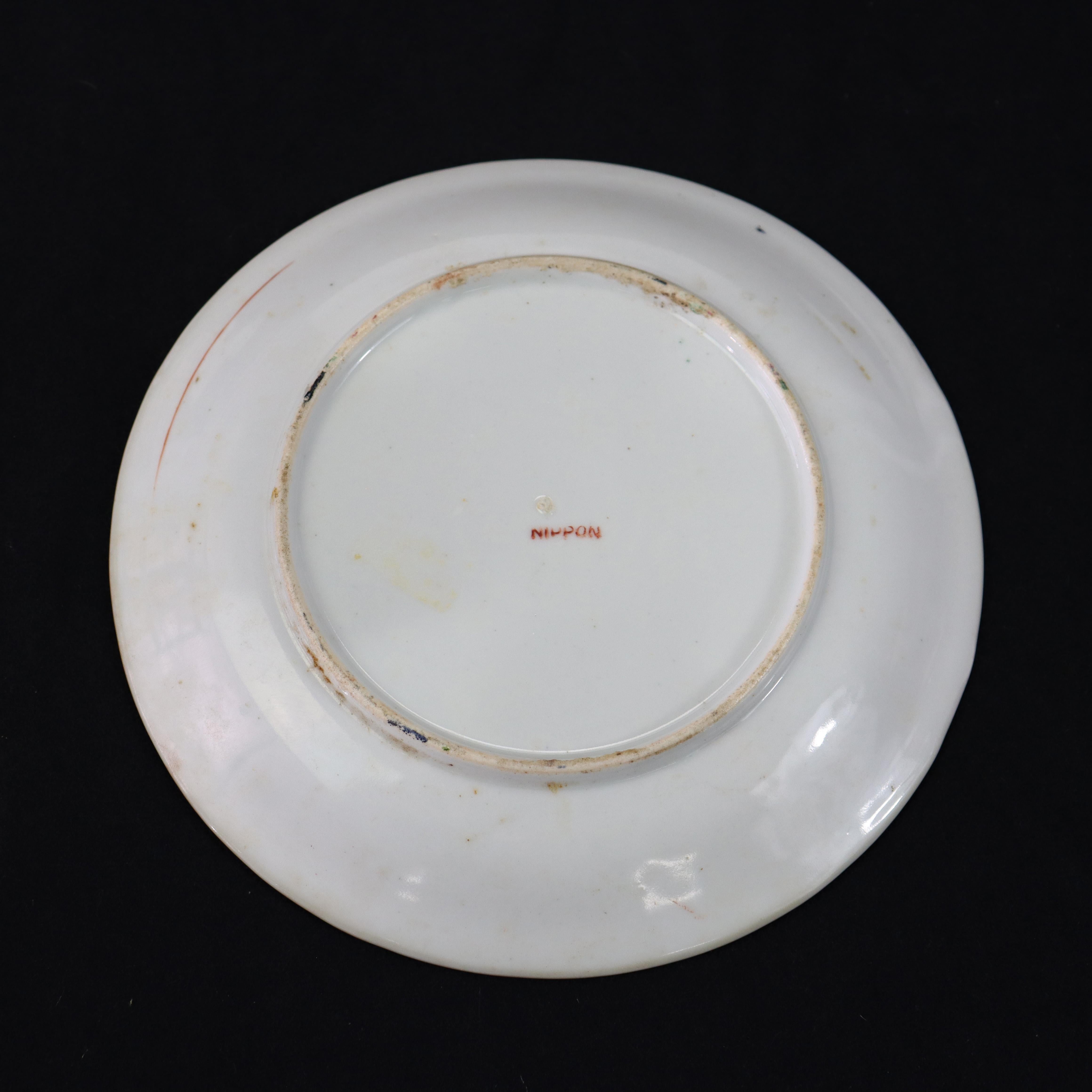 Trois assiettes japonaises anciennes Nippon signées C1930 en vente 7