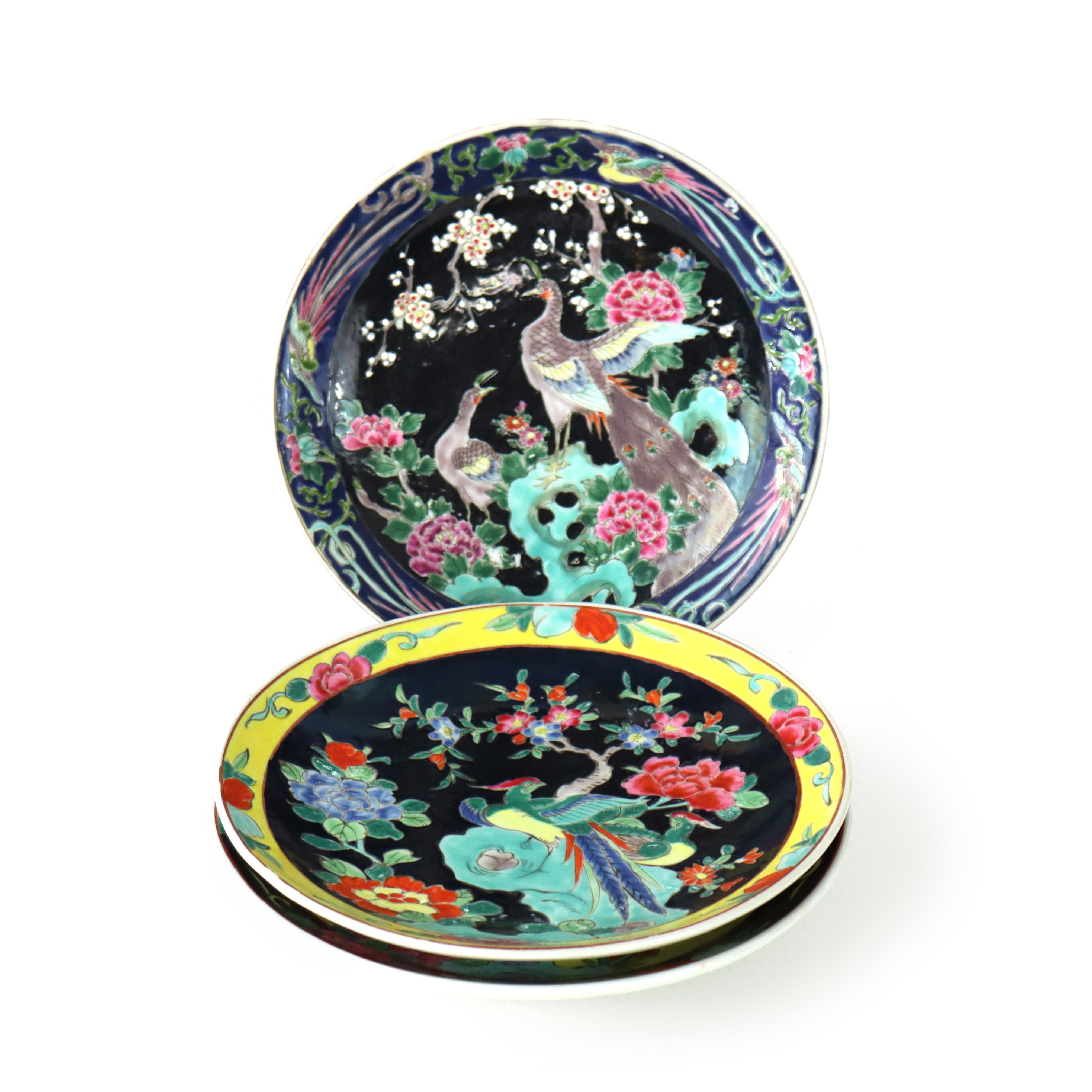 Porcelaine Trois assiettes japonaises anciennes Nippon signées C1930 en vente