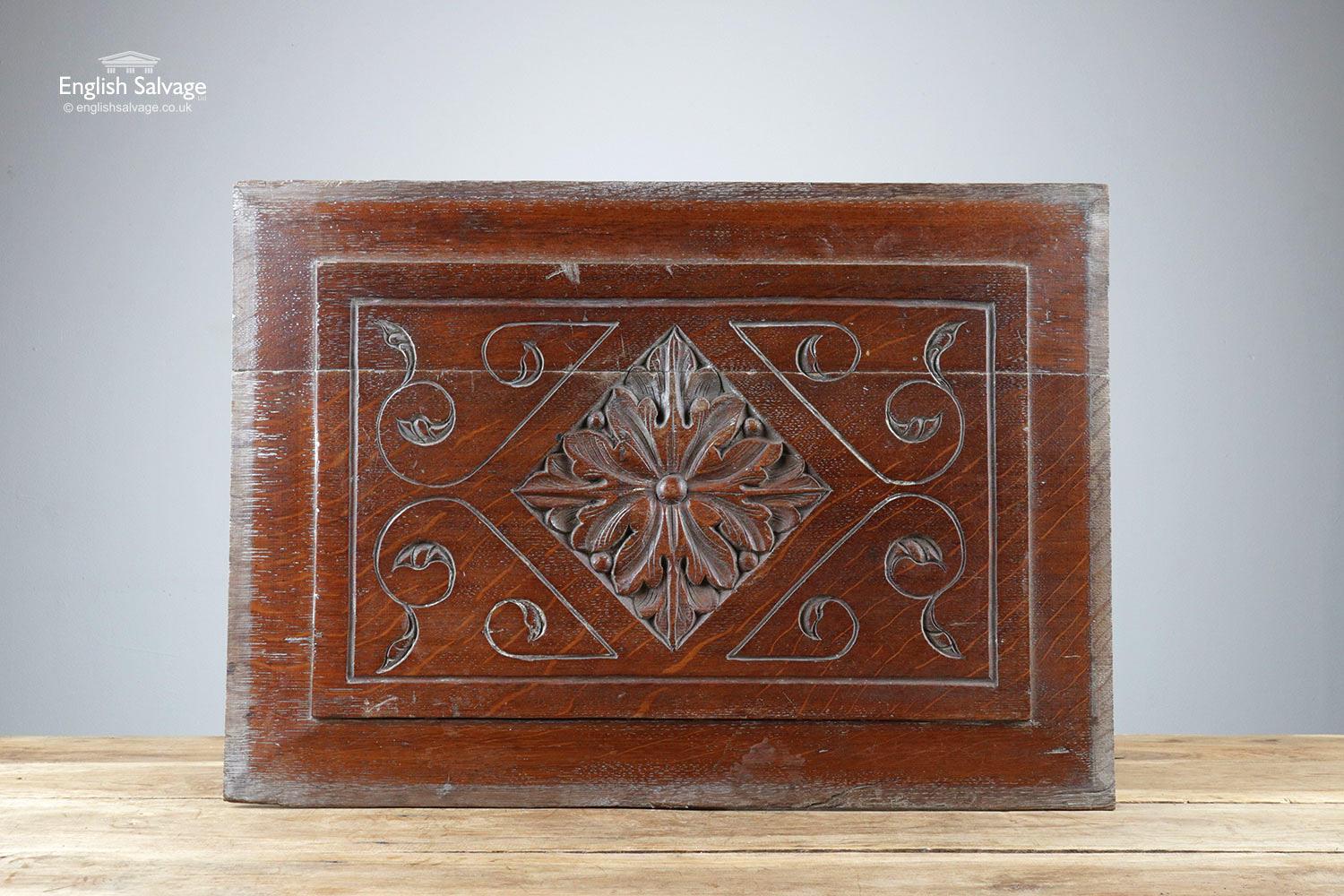 Job lot of antique hand carved oak panels. Attractive floral cartouche to the centre surrounded by scrolls and leaves. Measurements below are for the two larger pieces (one is split into two as shown but could be re-glued as the break is clean). The