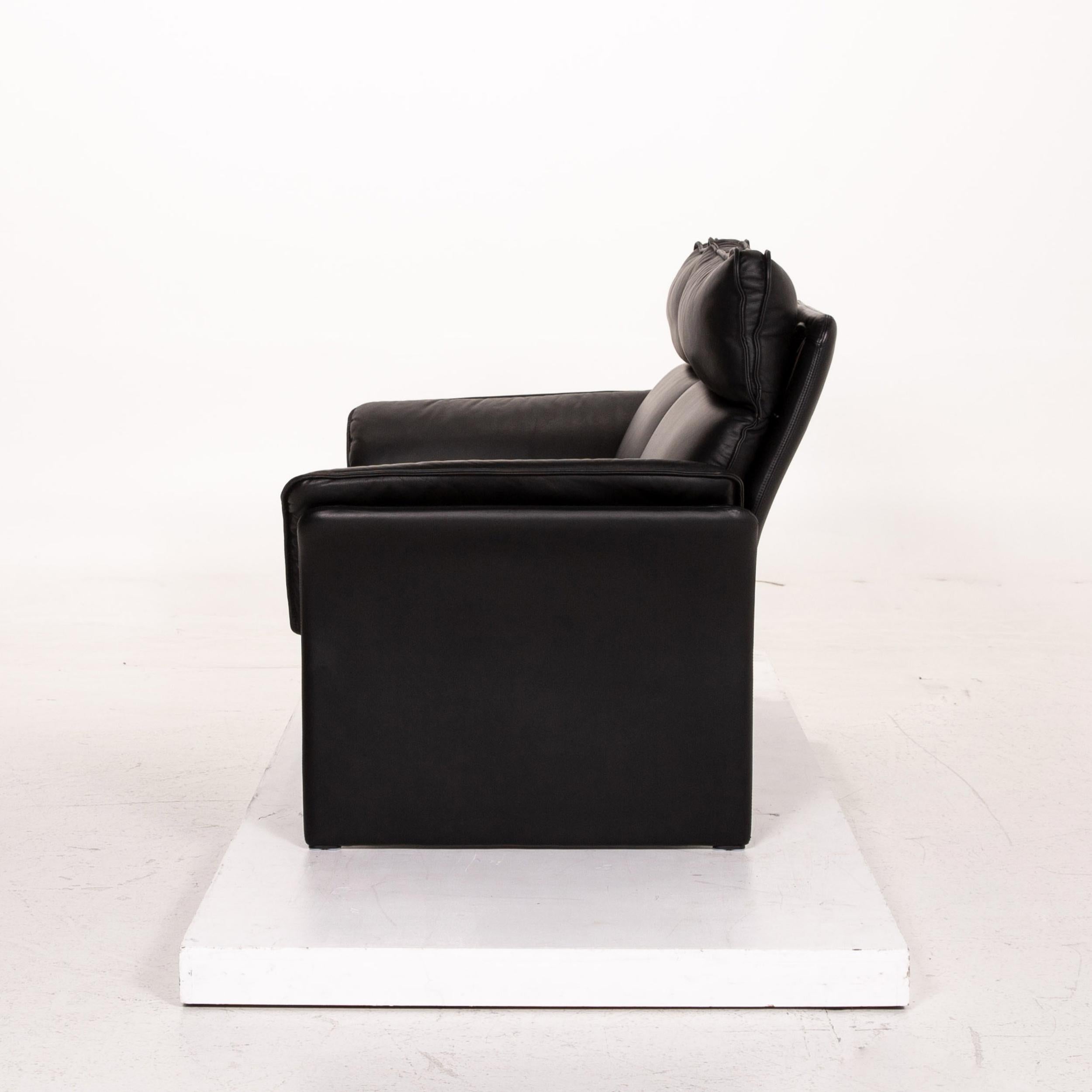 Three-Point Scala Leather Sofa Black Two-Seat Couch 3