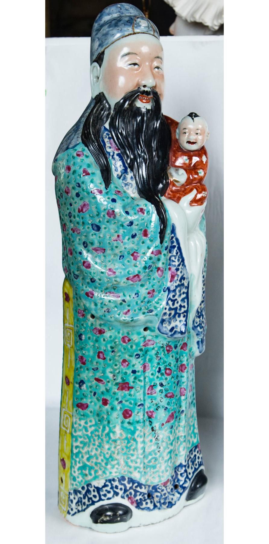 Trois figures en porcelaine des immortels chinois 2