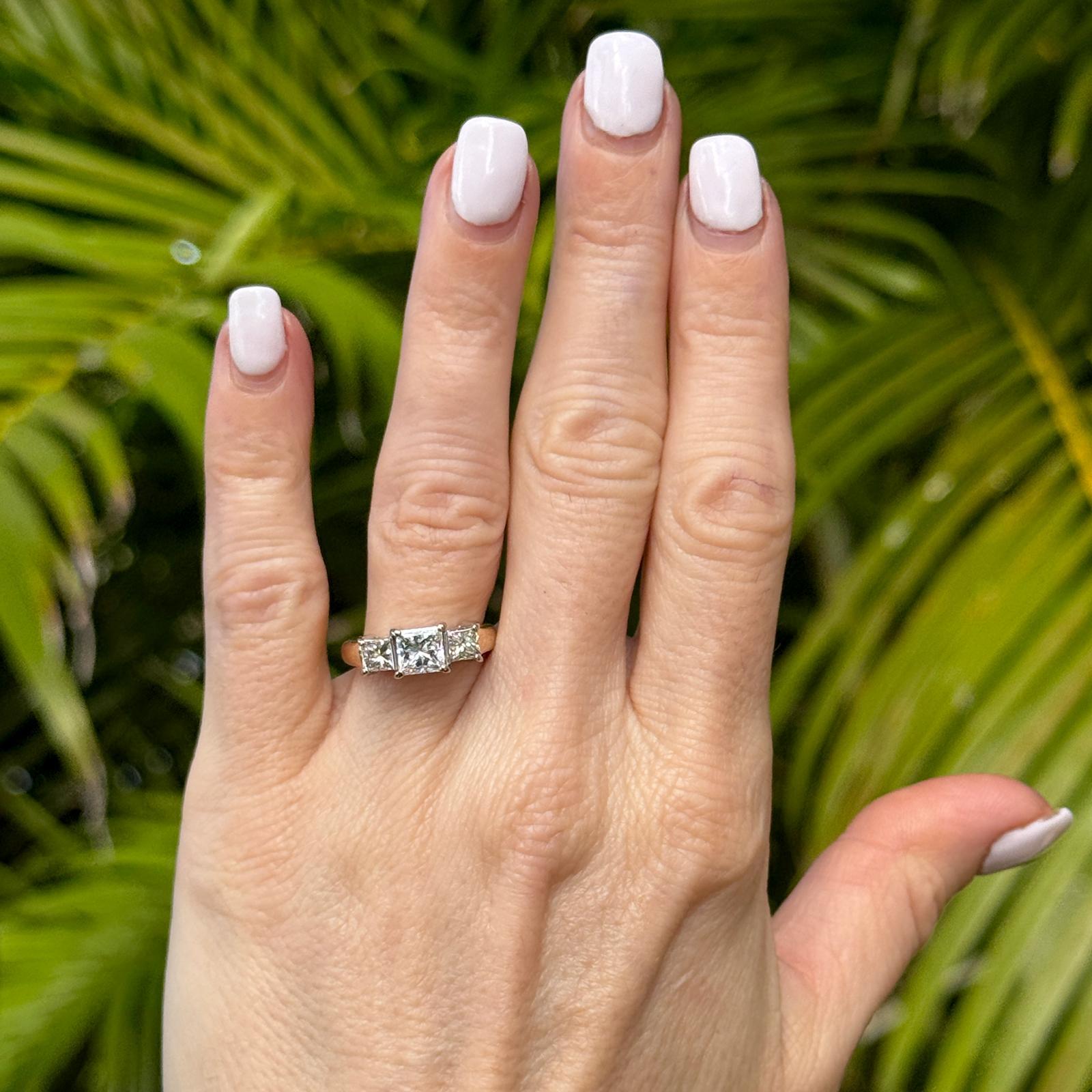 Dreifarbiger Diamantring mit Prinzessinnenschliff 14 Karat zweifarbiges Gold GIA zertifizierter Ring Damen