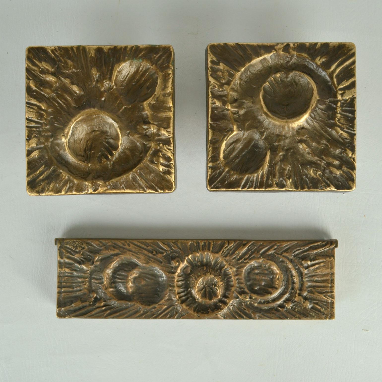 Mid-Century Modern Architectural Push Pull Door Handles and Letterbox with Crater Relief For Sale