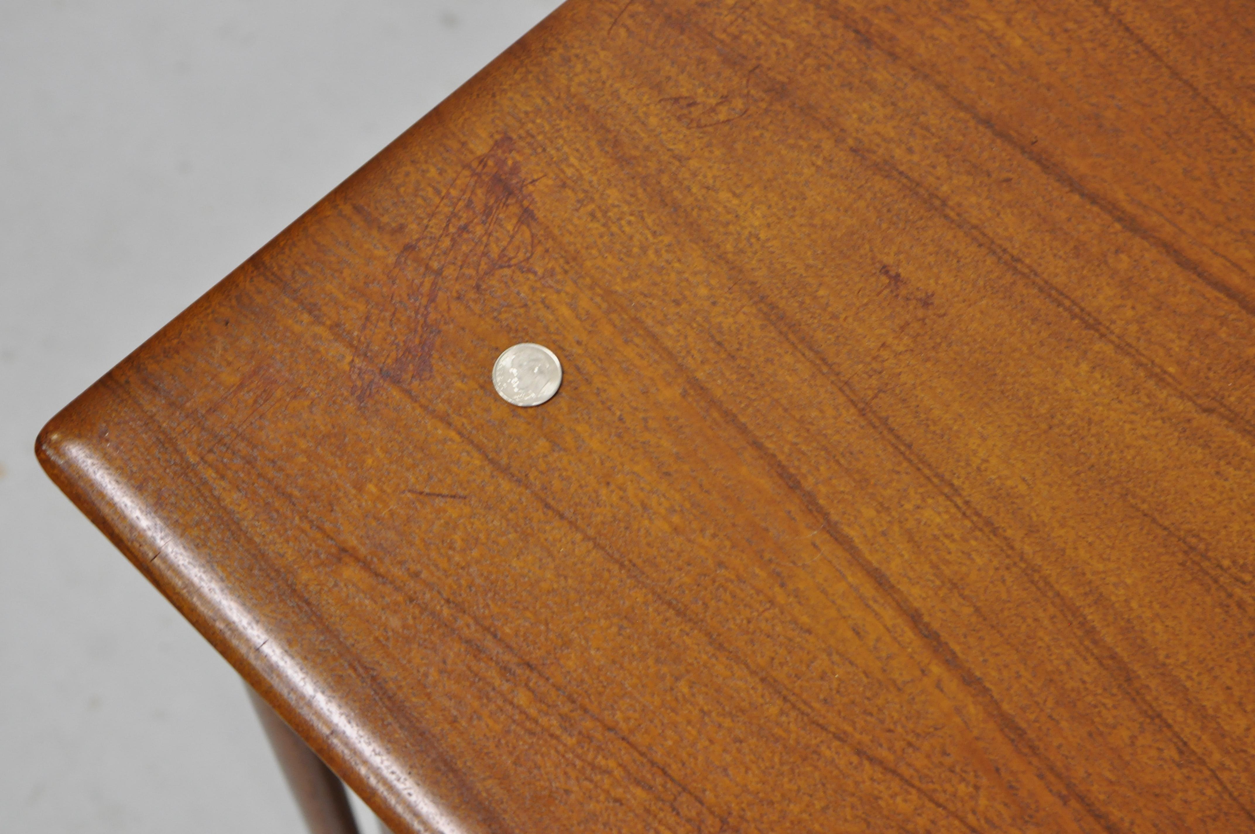 Three Rasmus Solberg Westnofa Midcentury Danish Modern Teak Nesting Side Table In Good Condition In Philadelphia, PA