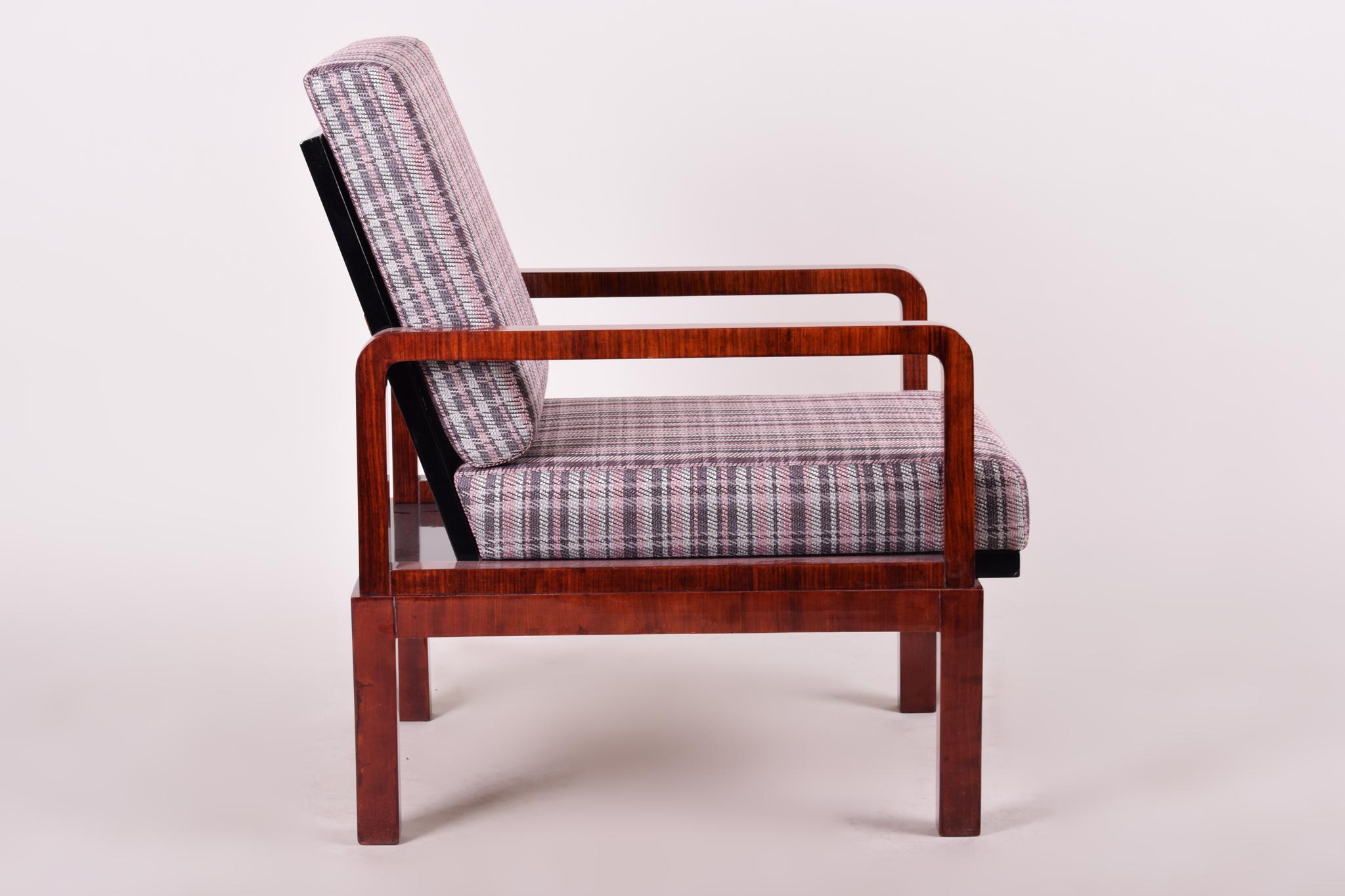 Drei restaurierte Art-Déco-Sessel, hergestellt in den 1930er Jahren in Tschechien, verstellbar, Rosenholz im Zustand „Gut“ im Angebot in Horomerice, CZ