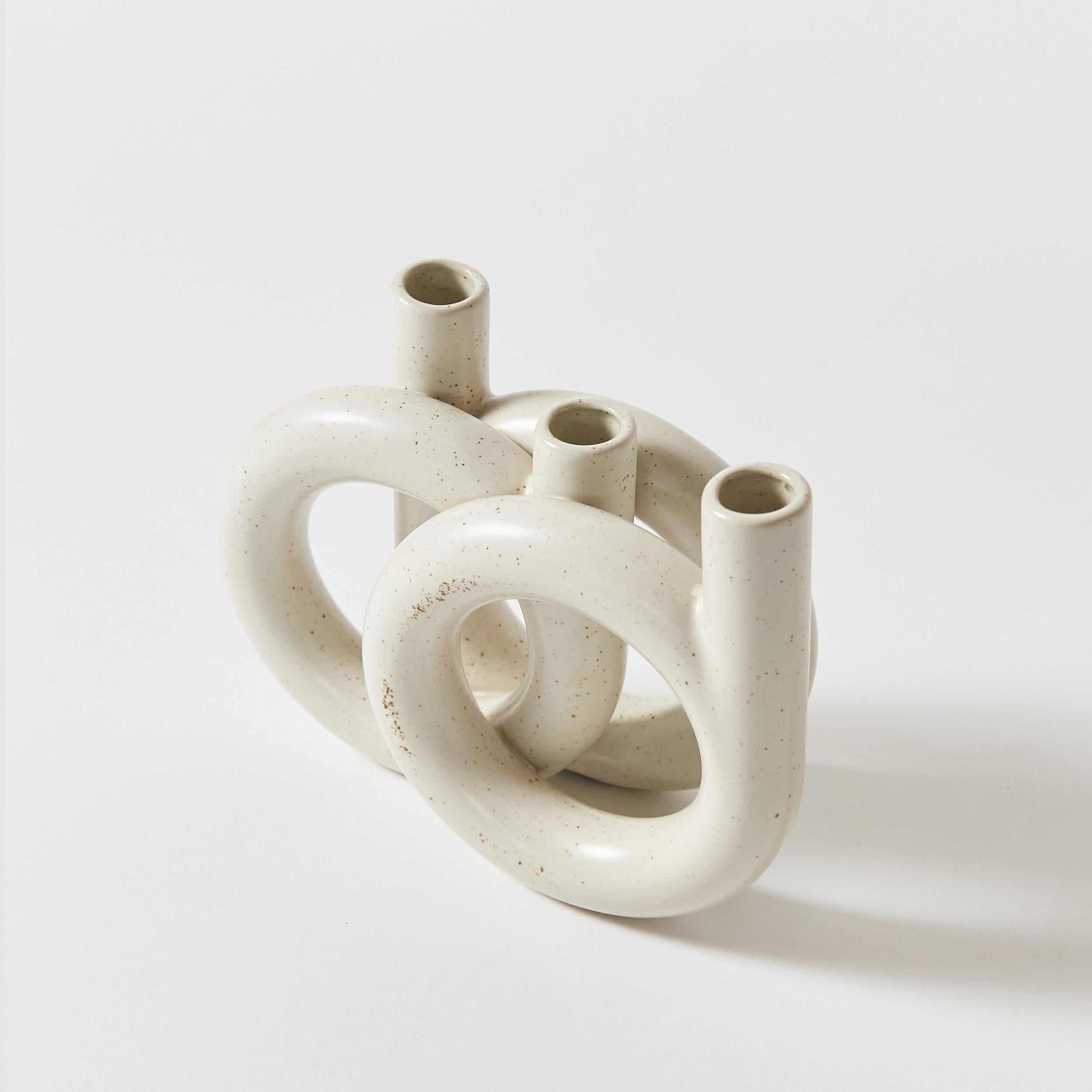 Mid-Century Modern Vase Ikebana à trois anneaux fabriqué par Toyo, Japon, vers les années 1960 en vente