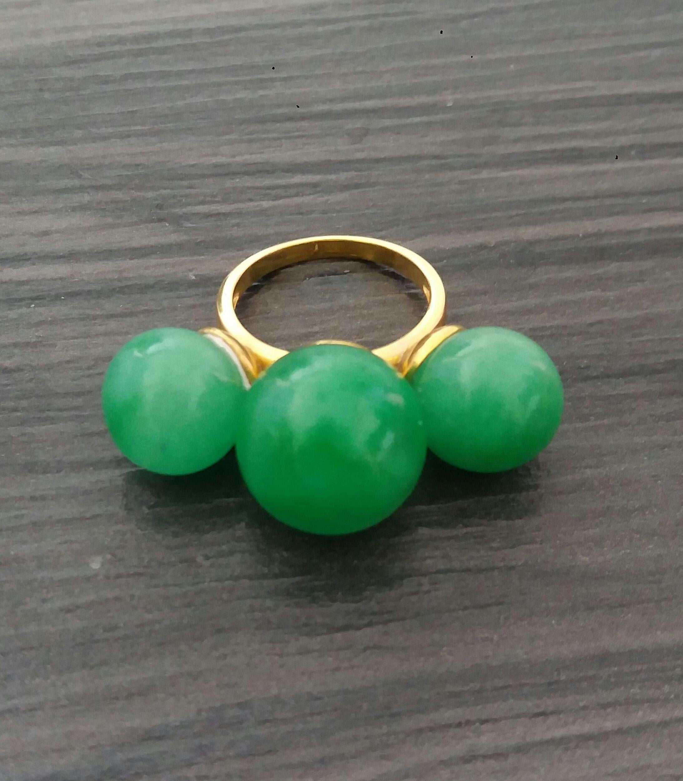 Three Round Plain Burma Jade Beads 14K Yellow Gold Cocktail Ring For Sale 4