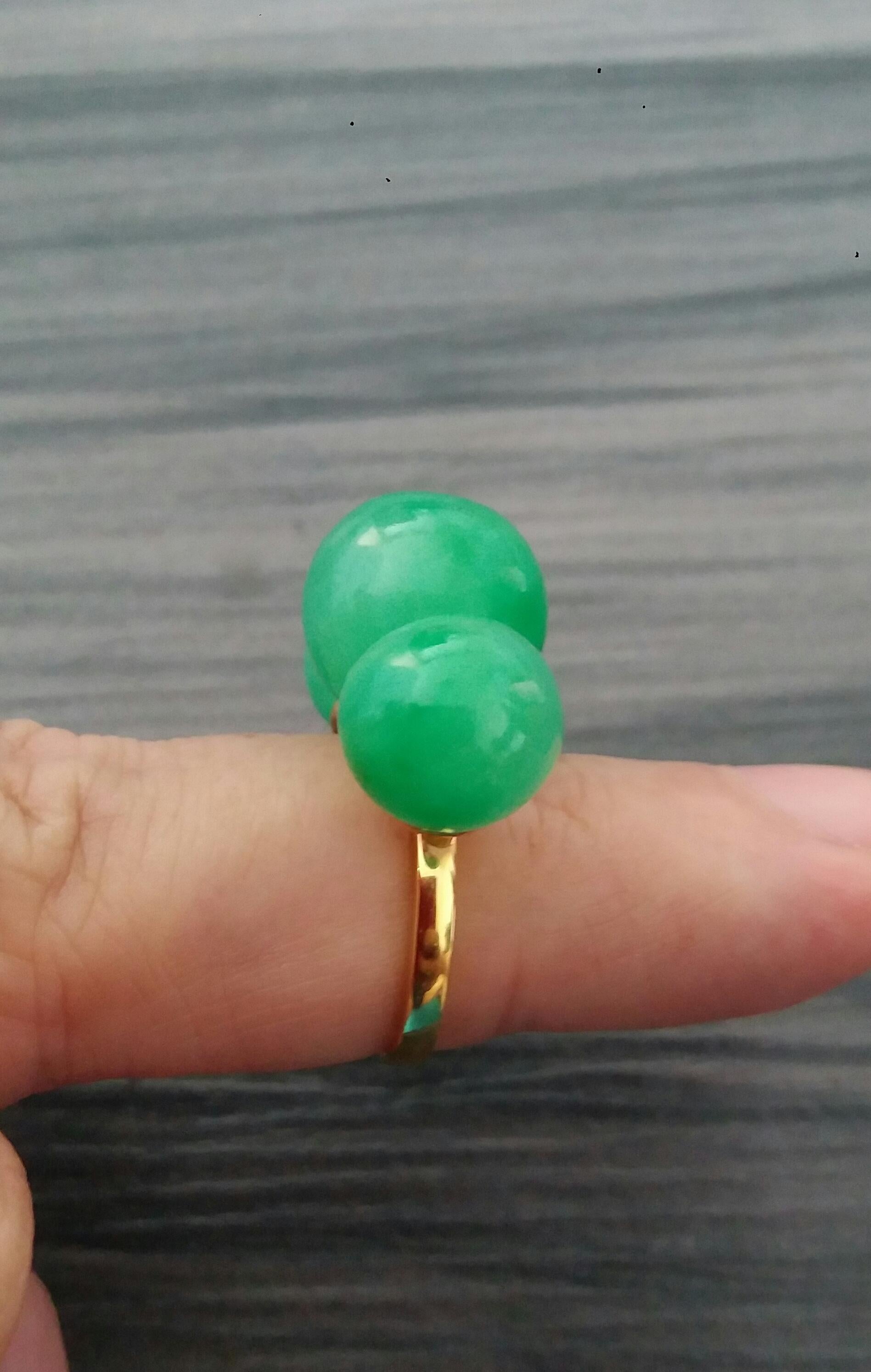 Round Cut Three Round Plain Burma Jade Beads 14K Yellow Gold Cocktail Ring For Sale