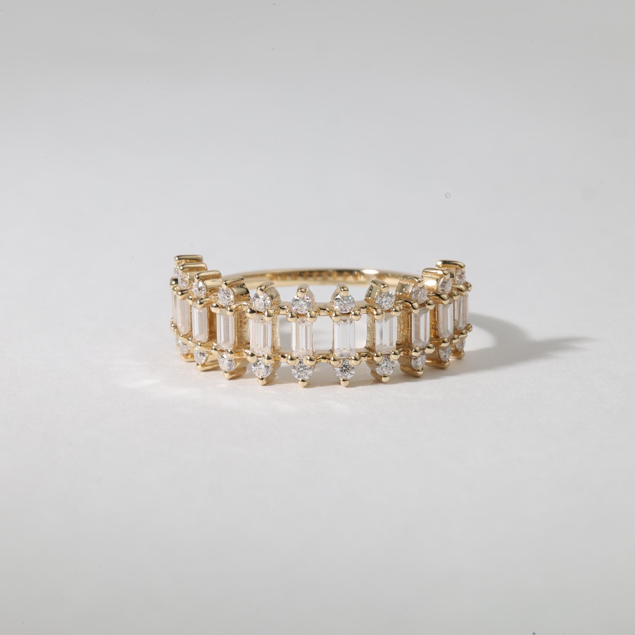 Three-Row 0.83ct Baguette & Round Diamond Studded Wedding Ring in 18K YellowGold For Sale