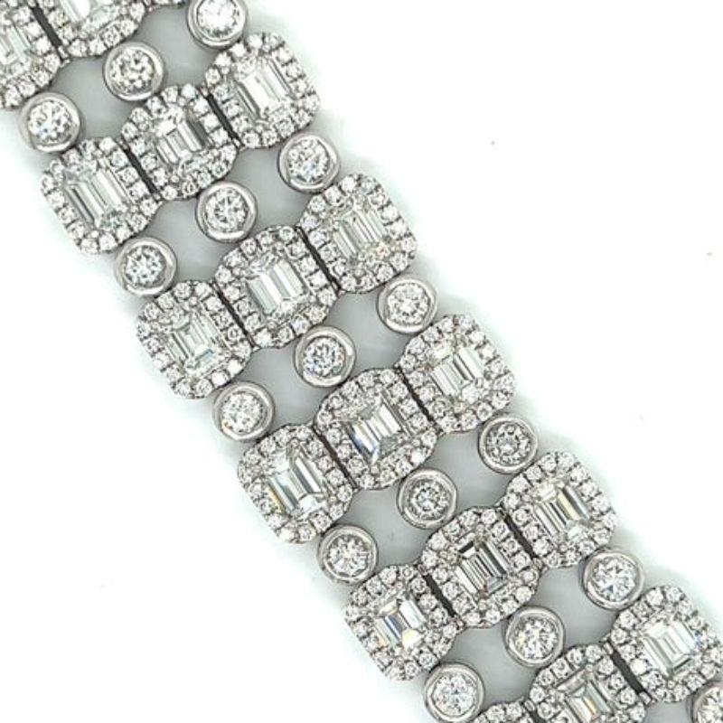 The Row 22.80 Carat One of a Kind Diamond Bracelet à trois rangs Excellent état - En vente à Derby, NY
