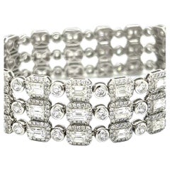Bracciale di diamanti a tre file da 22,80 carati unico nel suo genere