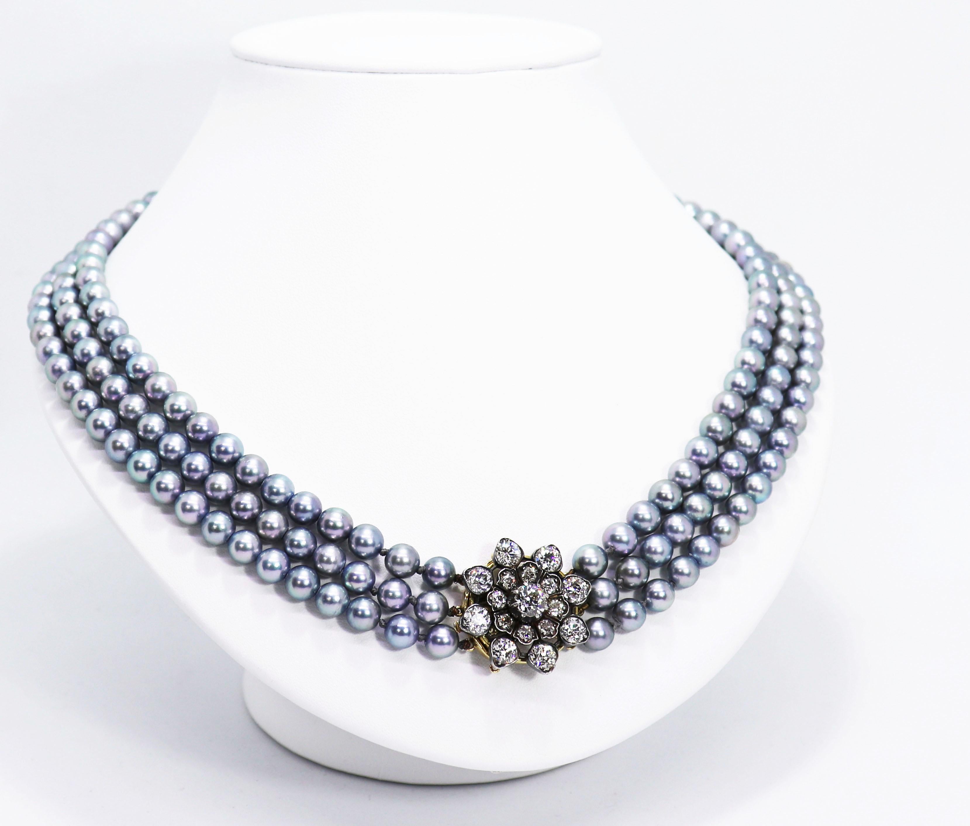Édouardien Collier de trois rangées de perles Akoya et de diamants taille vieille Europe, c. 1920 en vente