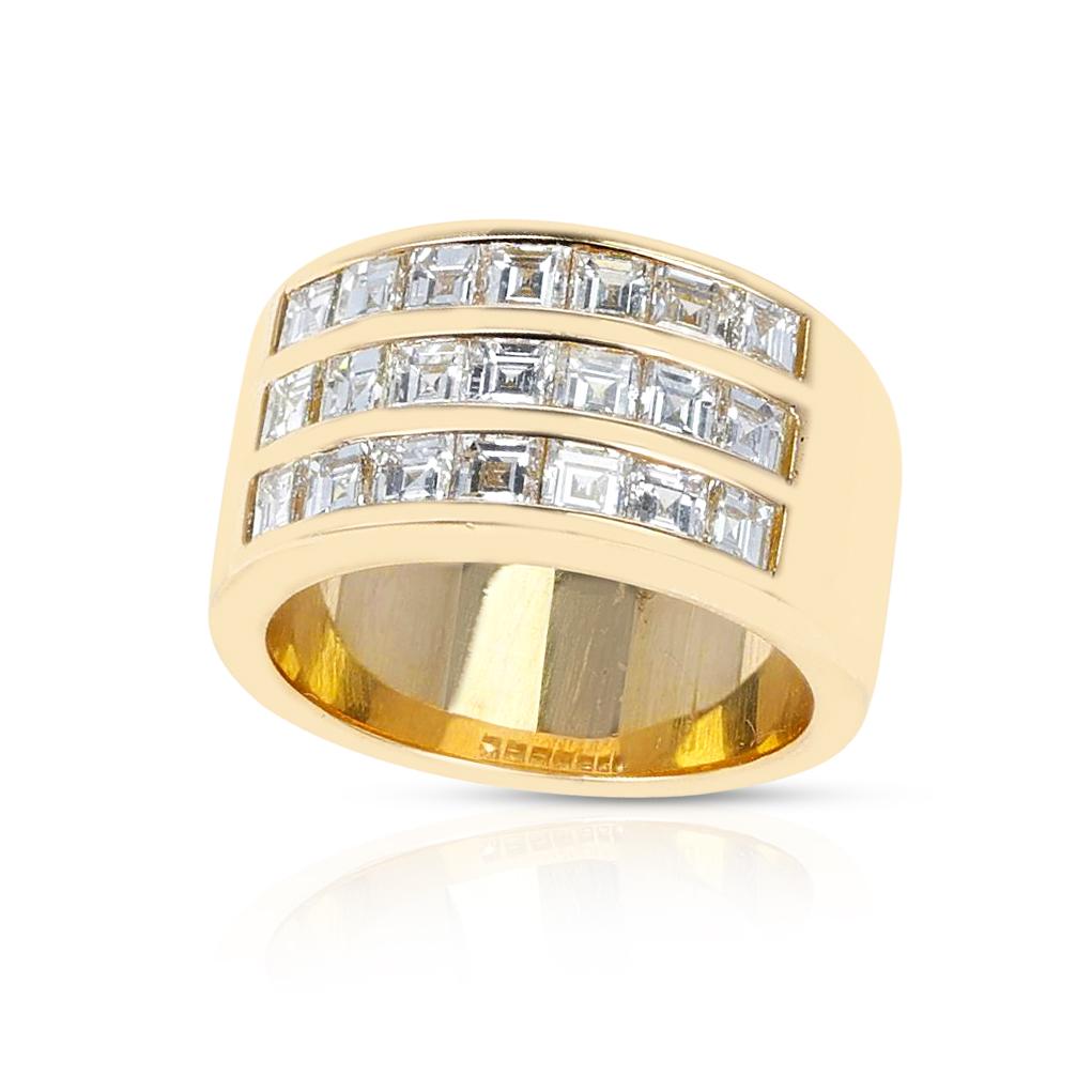 Three Row Diamond Band, 18K Yellow Gold In Excellent Condition For Sale In New York, NY